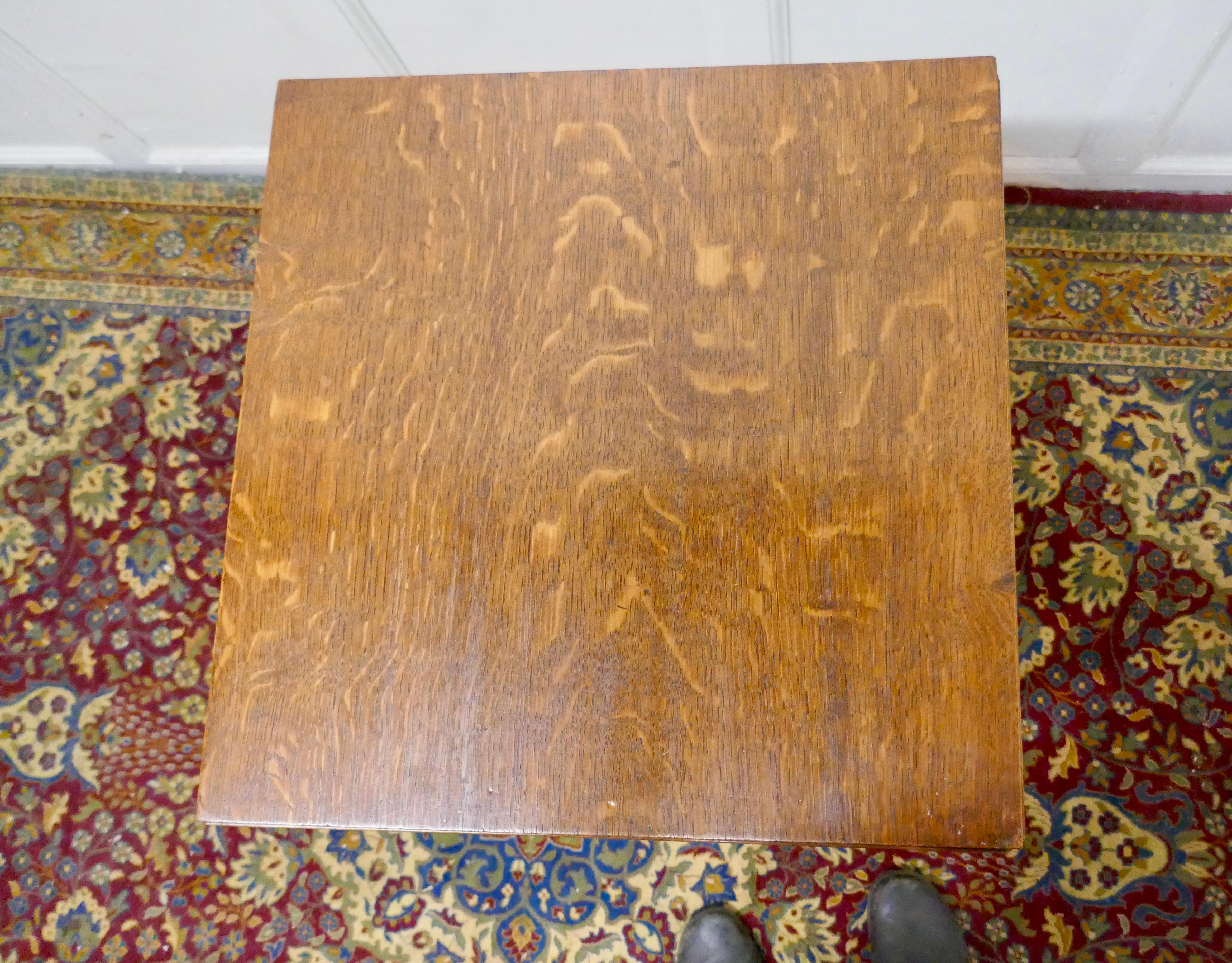 Arts & Crafts Golden Oak Table For Sale 3