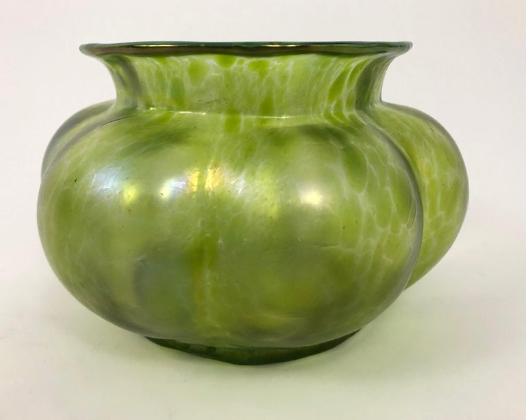American Arts & Crafts Green Glass Flower Vase in the Manner of Tiffany For Sale