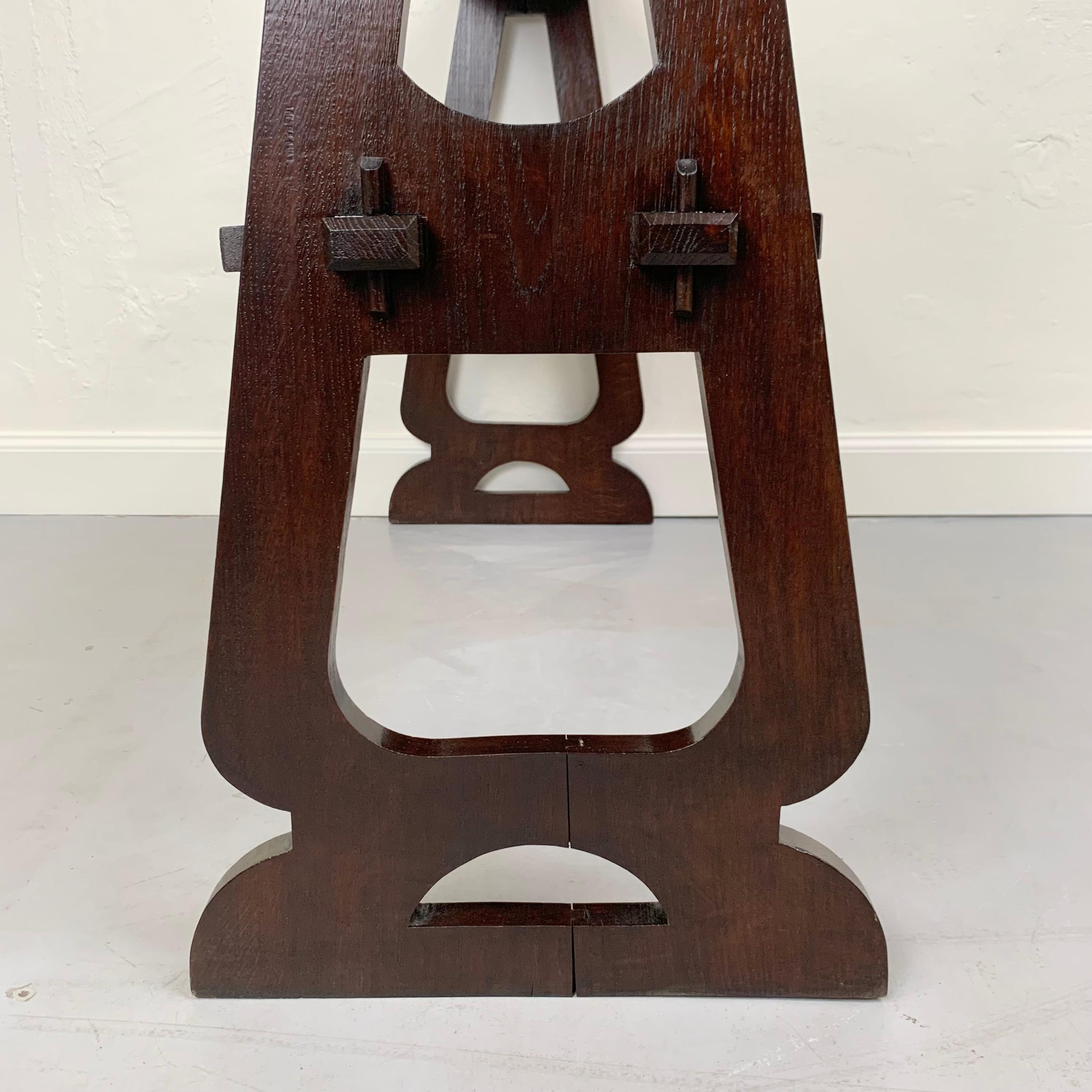 Inizio XX secolo Scaffale in legno artigianale Arts and Crafts, circa 1910, Regno Unito. in vendita
