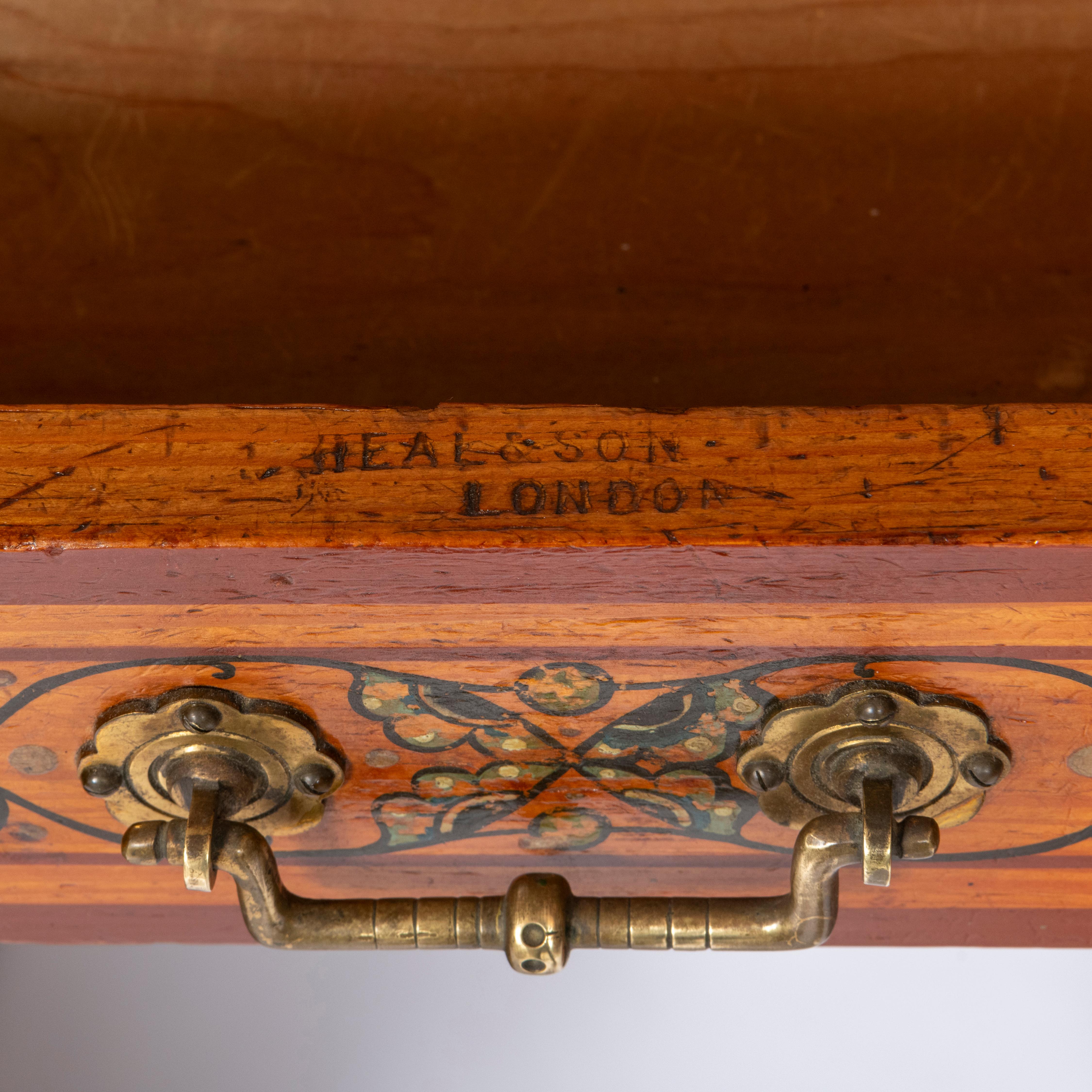 Scrivania Arts and Crafts Heals, Inghilterra, 1890 circa In condizioni buone in vendita a Knutsford, GB