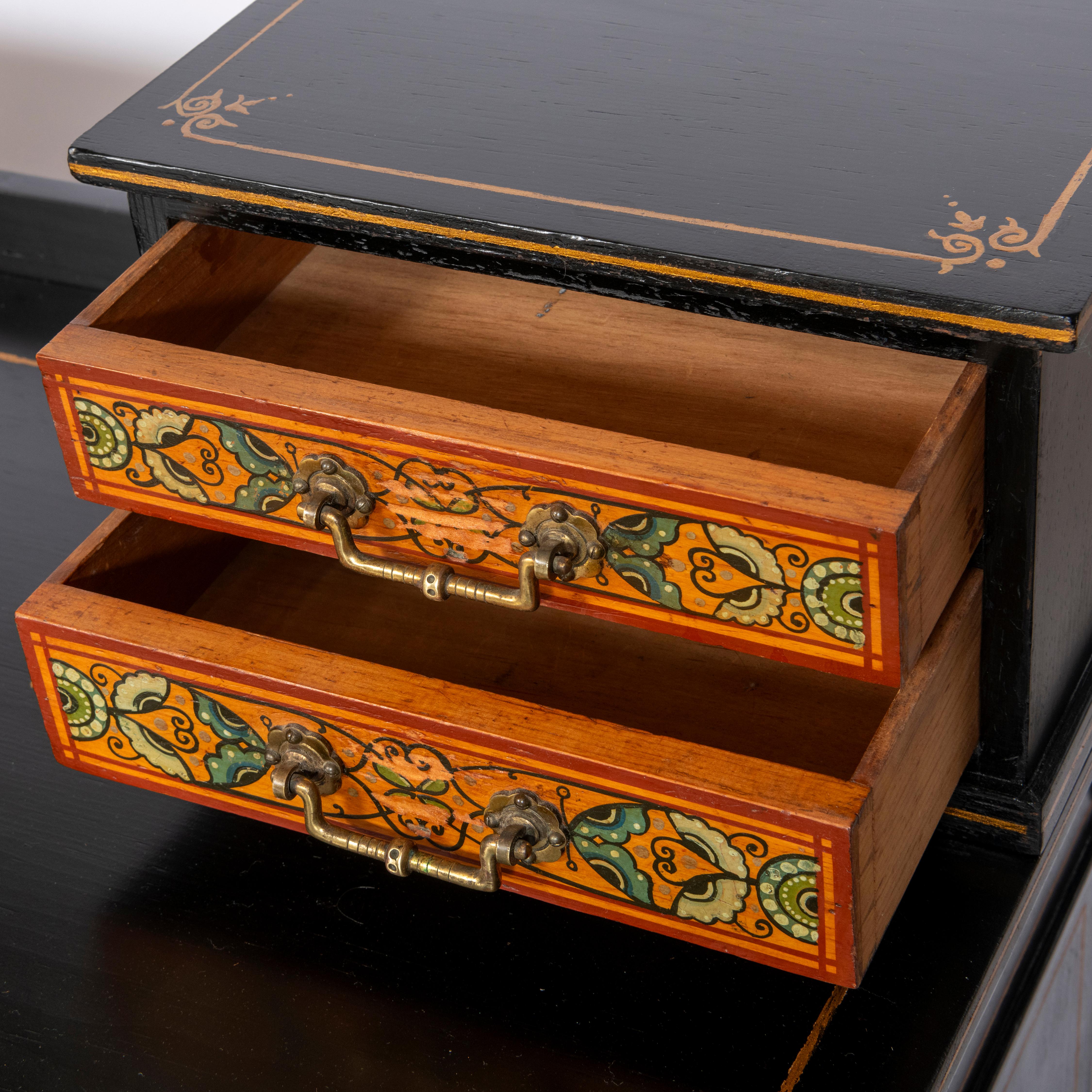 Legno Scrivania Arts and Crafts Heals, Inghilterra, 1890 circa in vendita