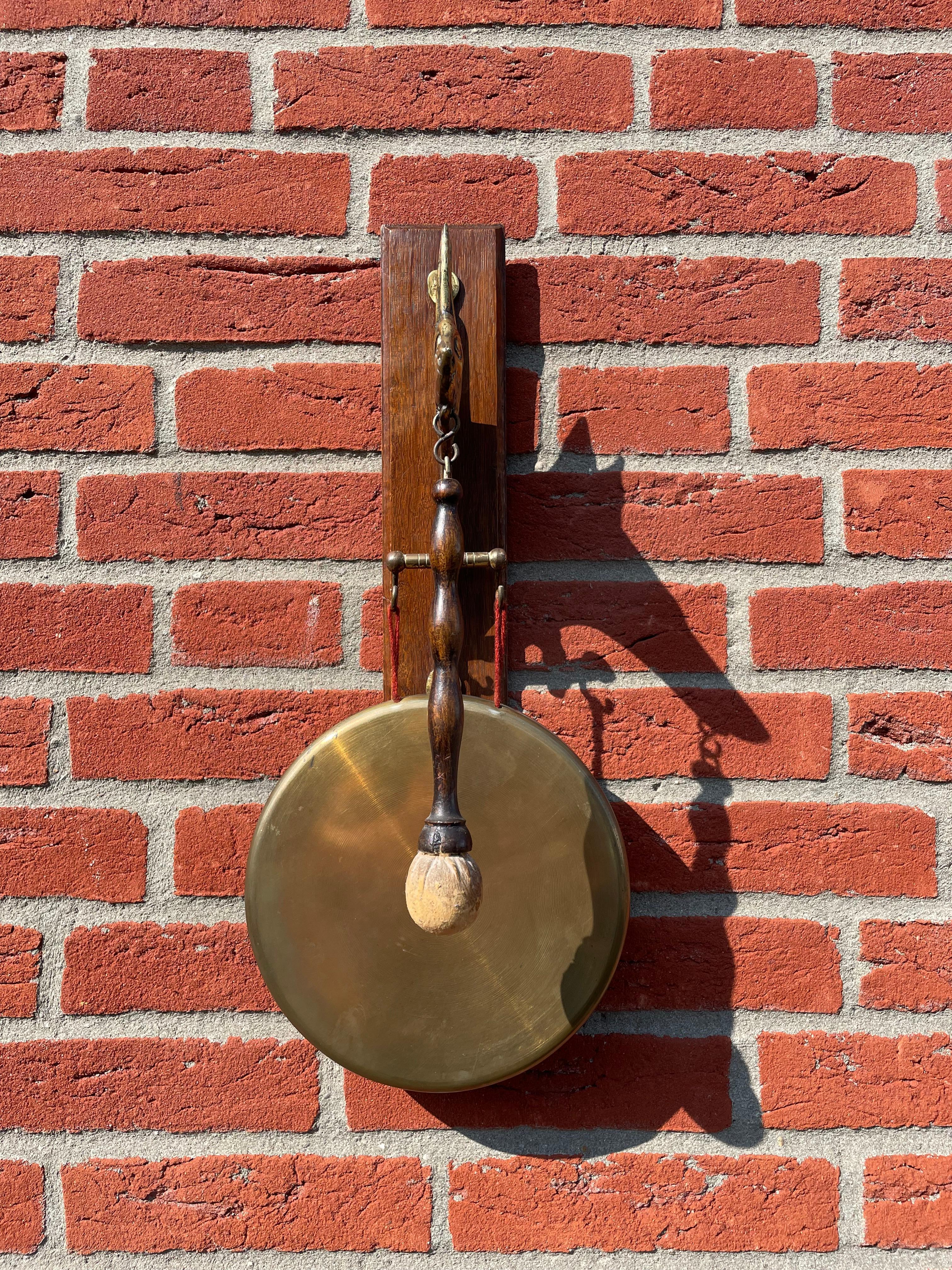 Arts & Crafts House Gong for Wall Mounting with Bronze Sheepdog Sculpture, 1920 1