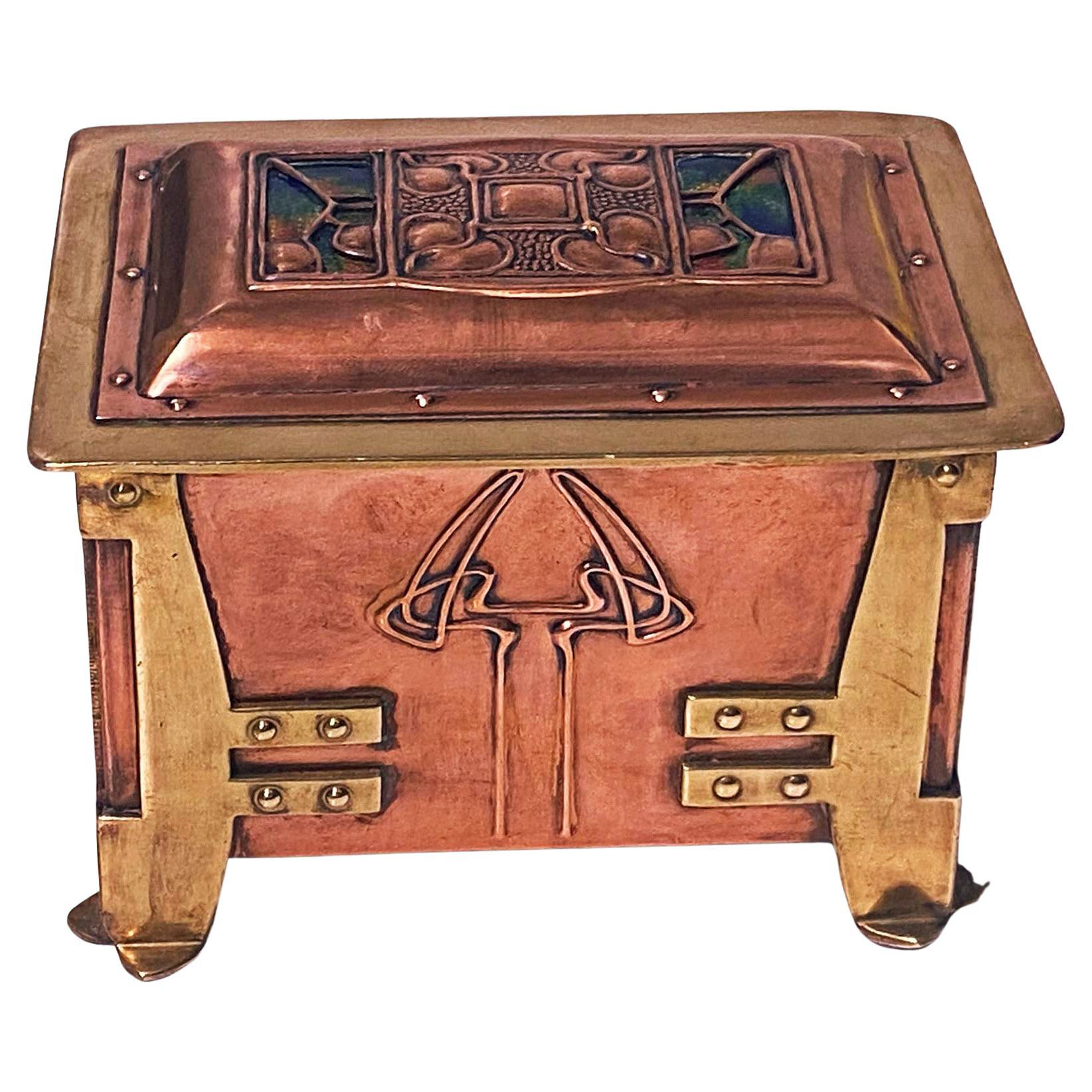 Arts & Crafts Jugendstil  Box, C.1900 In Good Condition In Toronto, ON
