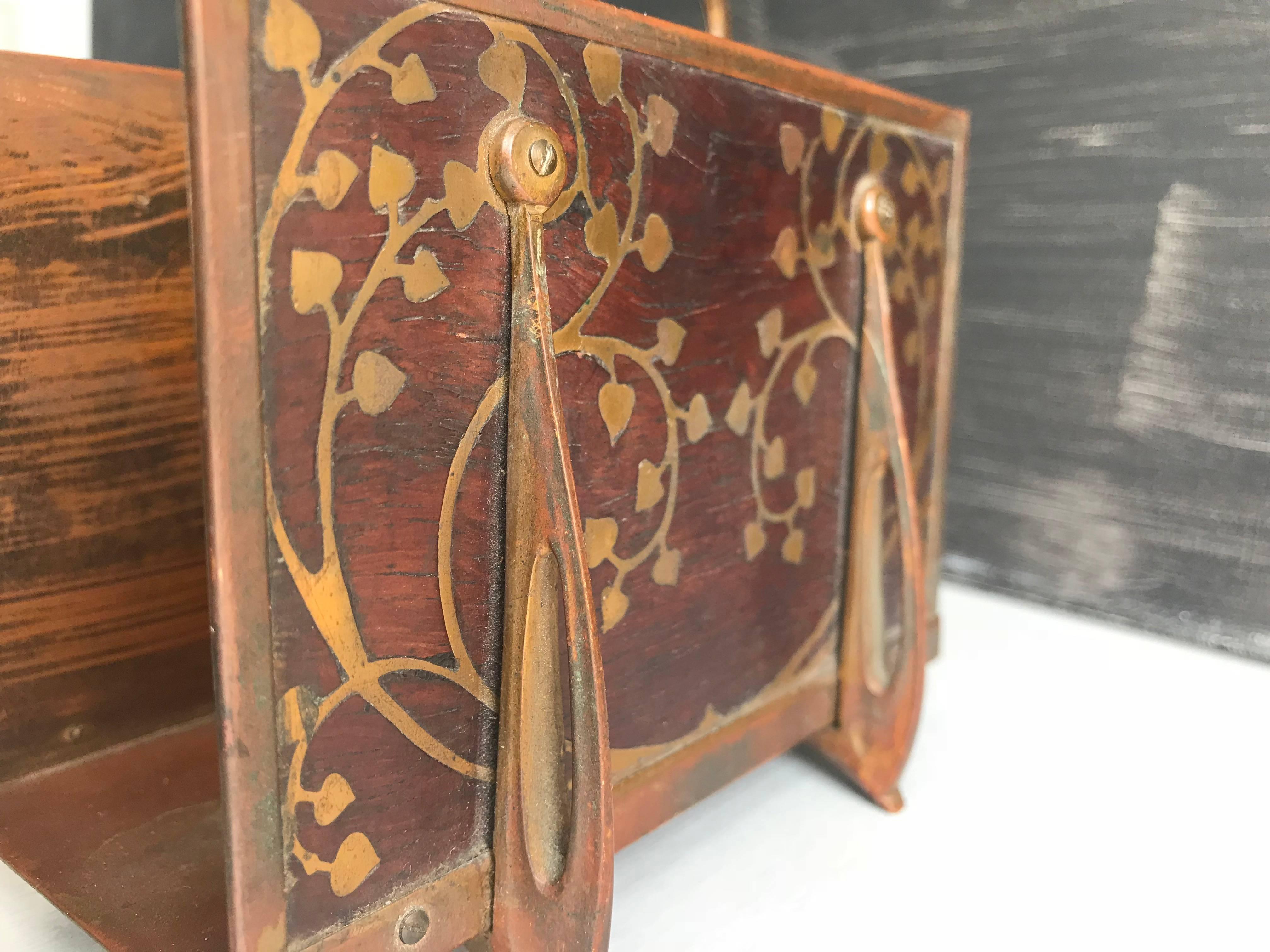 Stunning and rare Secessionist stand for envelopes and more.

There are -for good reasons- collectors of the Viennese Secessionist Style in almost every country on this globe. The finesse of the workmanship, the quality of the materials and the