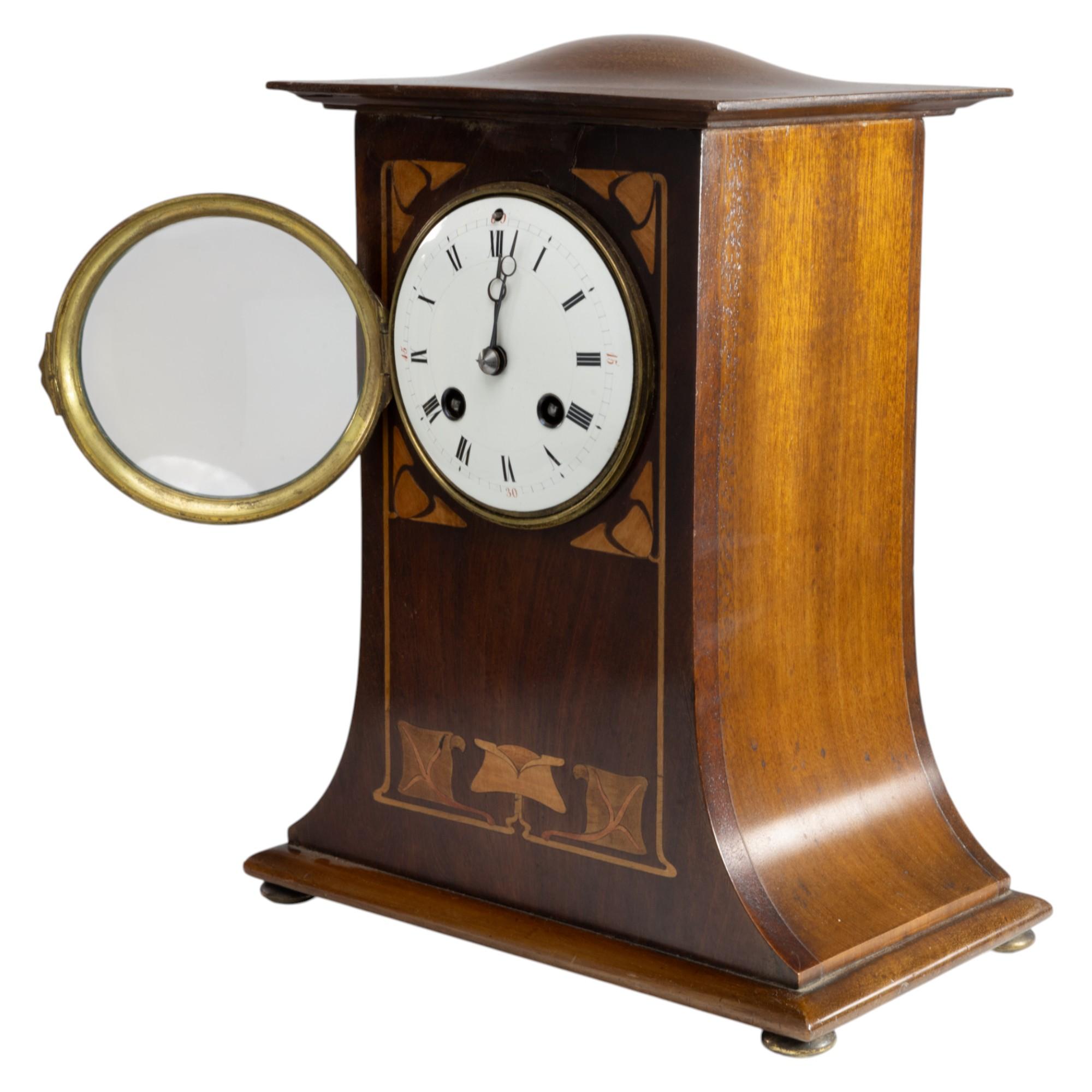 Arts and Crafts Mahogany Mantle Clock with Floral Inlay by Liberty & Co. In Good Condition For Sale In London, GB