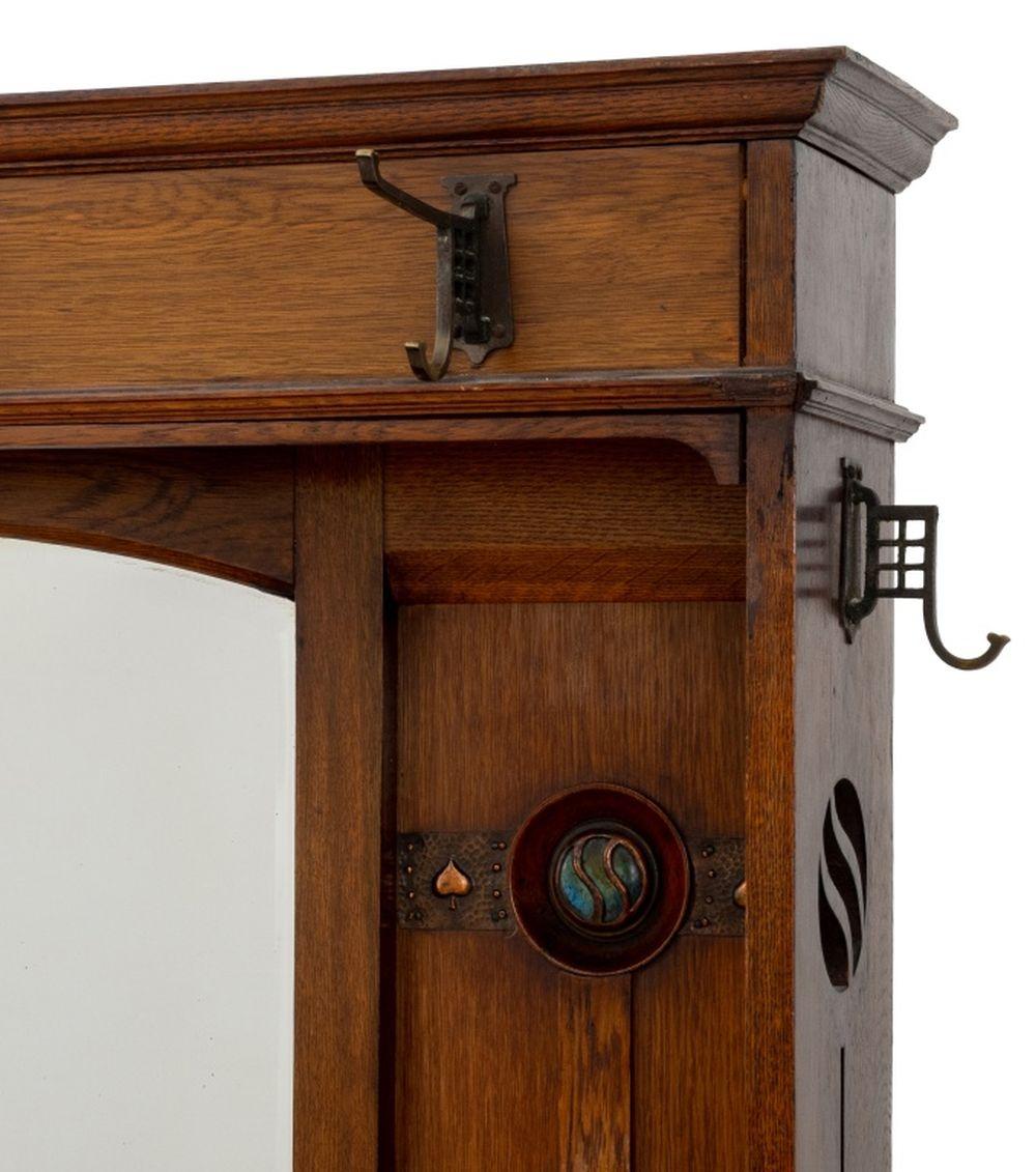 Arts and Crafts Mirrored Oak Hall Stand 2