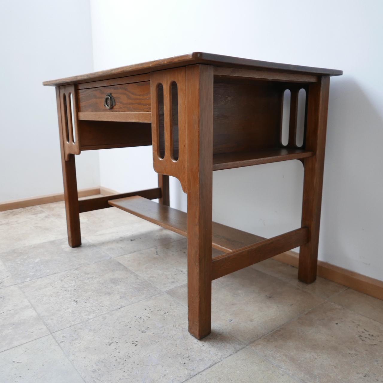 arts and crafts style desk