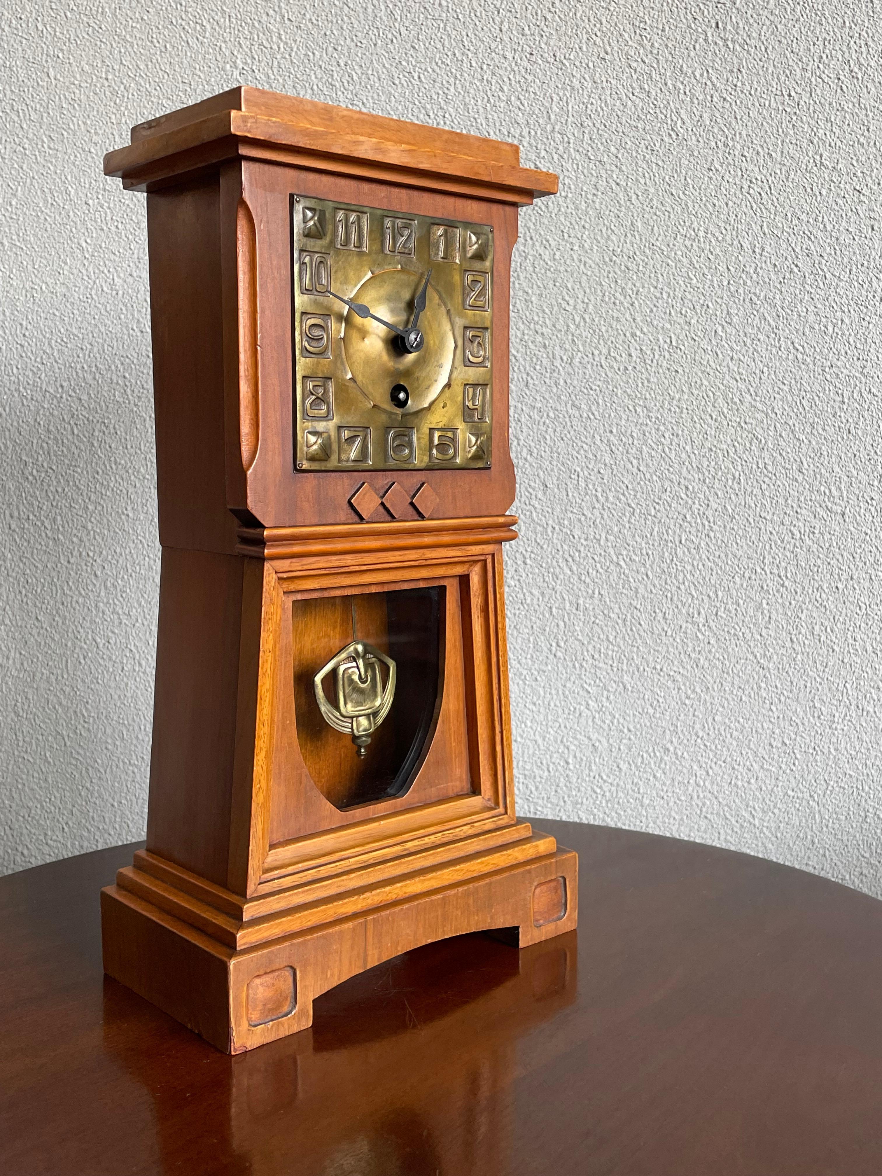 Practical size and beautiful design Arts and Crafts mantel clock.

This extremely stylish and practical size Arts and Crafts table clock is yet another one of our recent great finds and another prime example of the marvelous workmanship in early