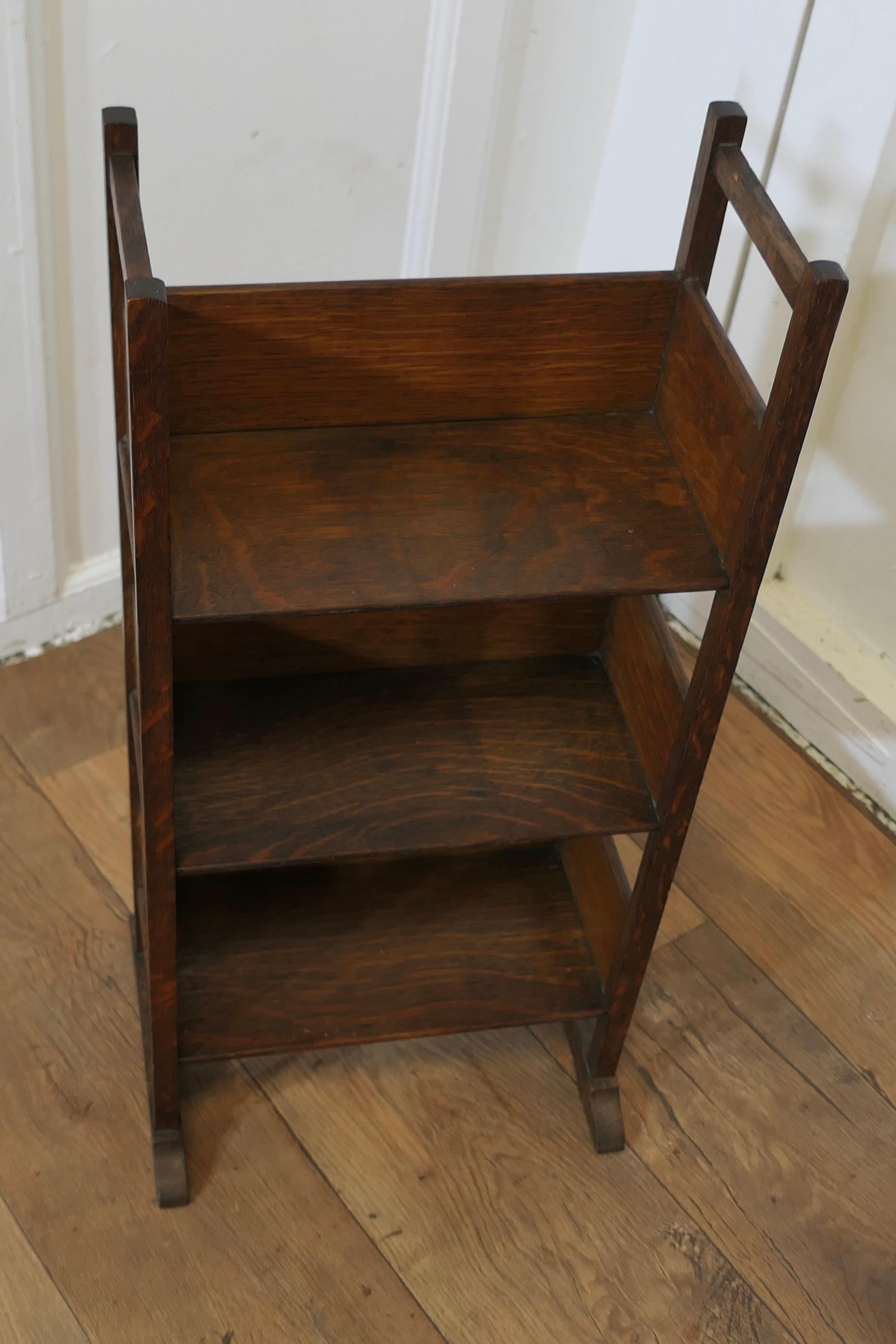 Arts and Crafts Arti e Mestieri Oak  Libreria a 3 ripiani in vendita