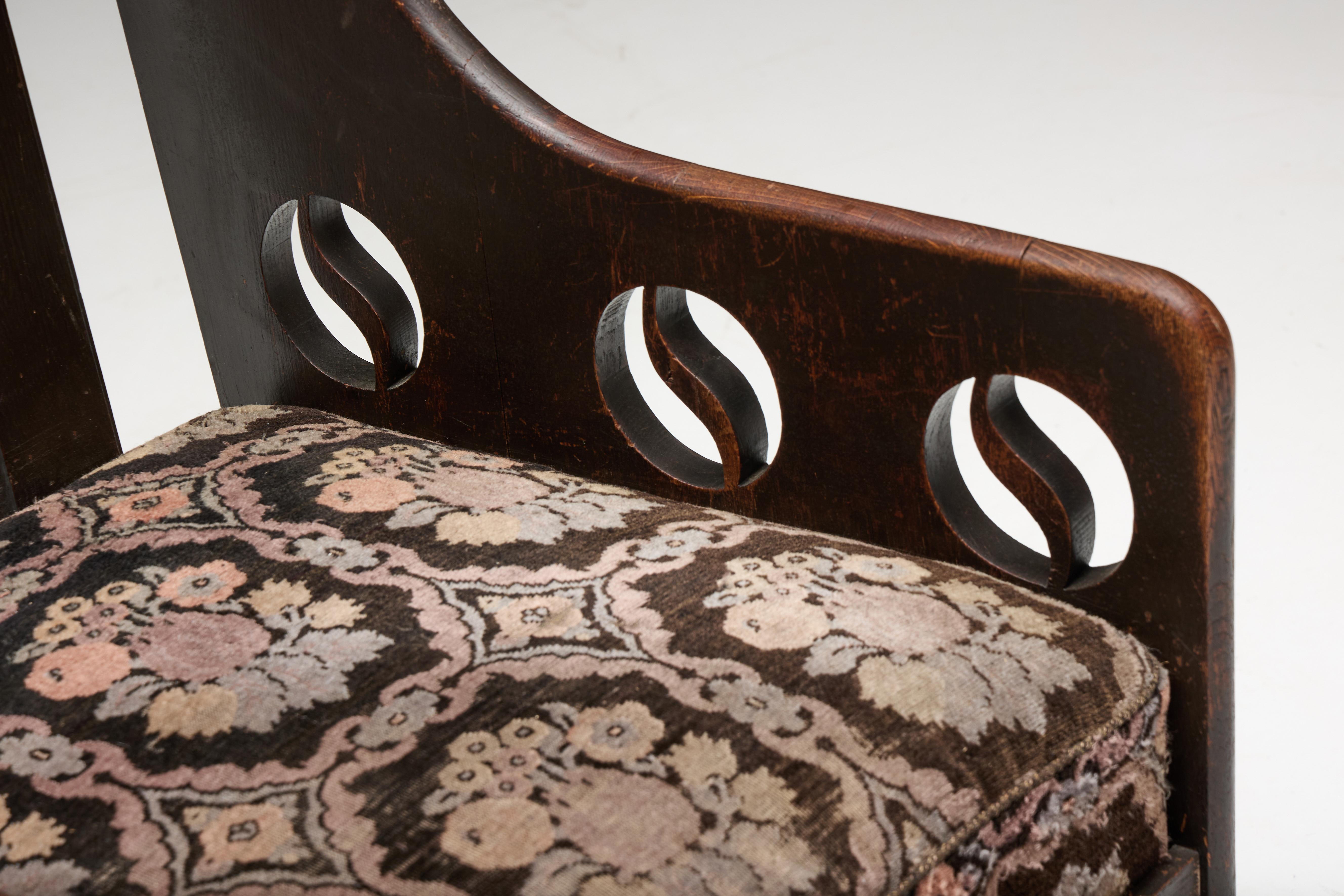 Arts and Crafts Oak Armchair, UK, 1900s For Sale 1