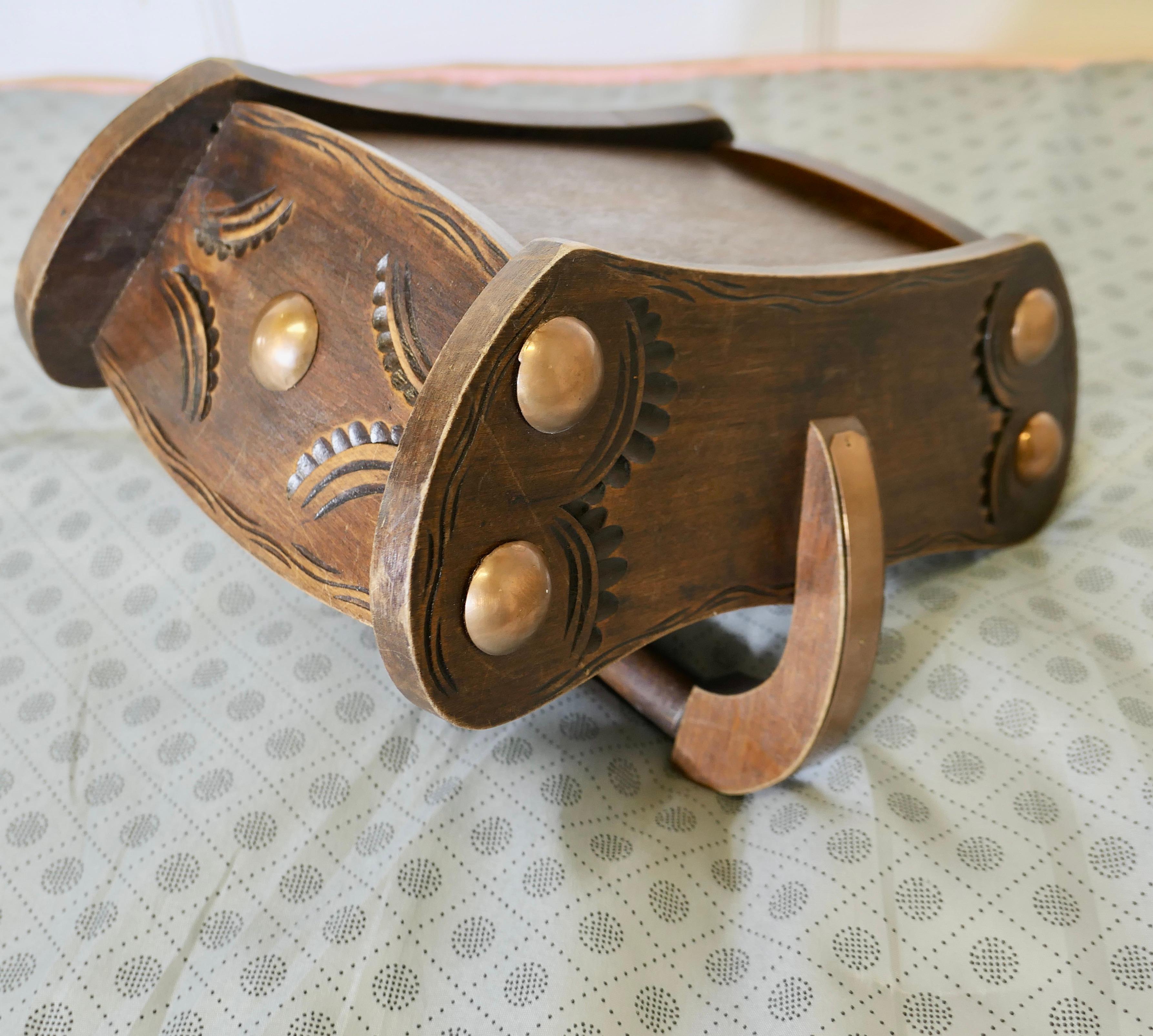 Quercia Cestino in Oak di Arti e Mestieri    Un pezzo molto attraente di Arte e Artigianato Folkloristico in vendita