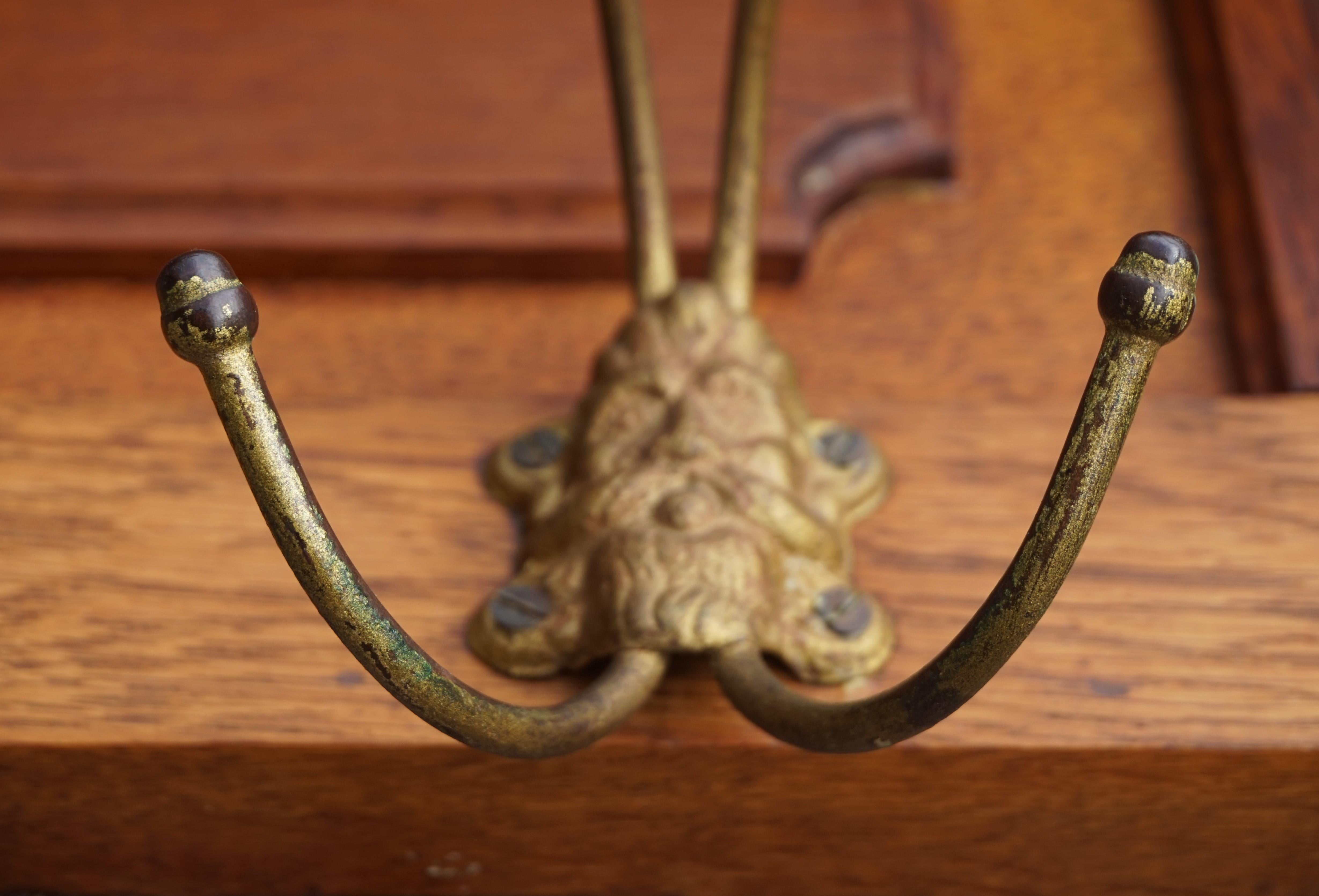 Arts & Crafts Oak Coat Rack with Majolica Glazed Lily Flower Tiles & Brass Hooks For Sale 8