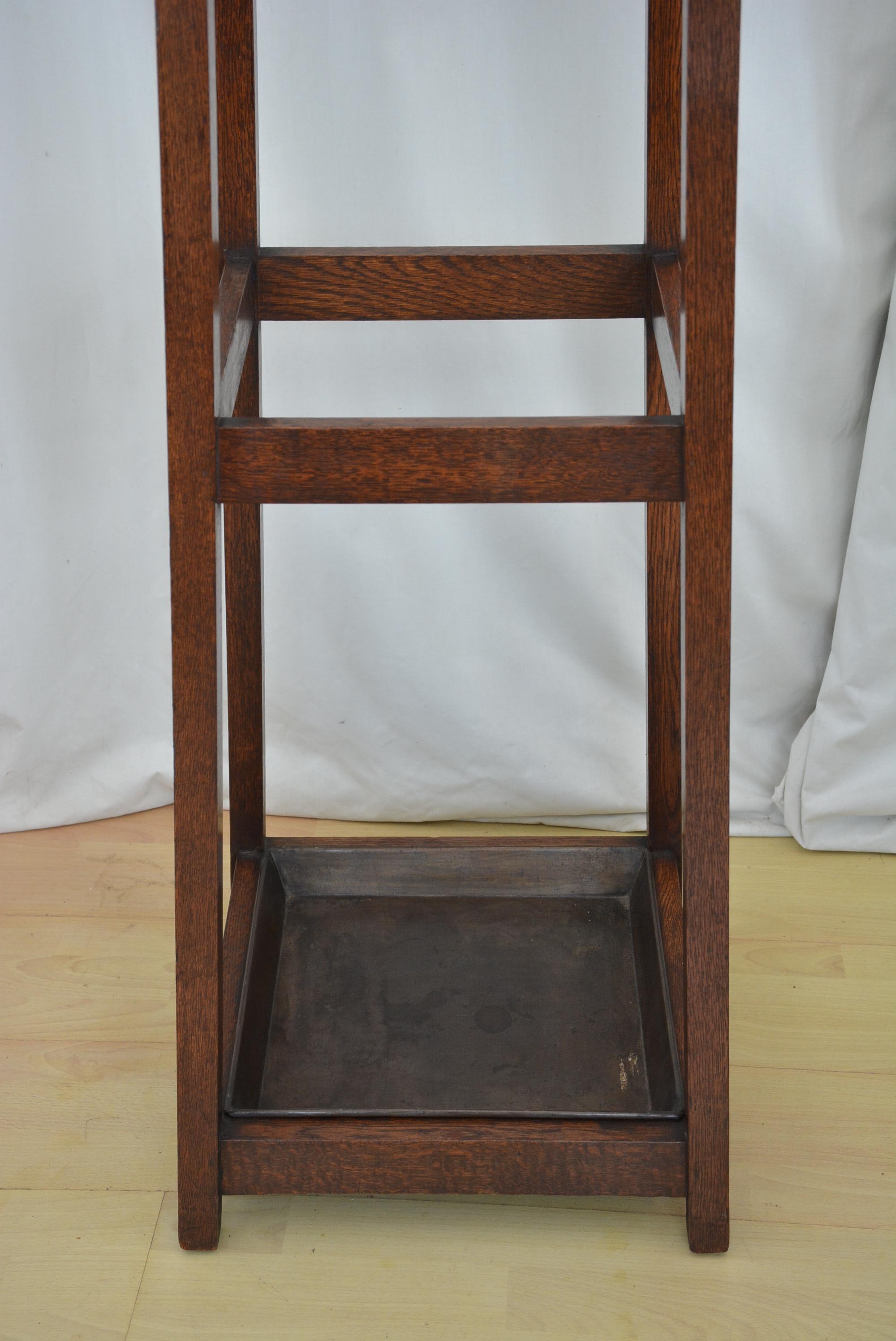 Appendiabiti in quercia Arts and Crafts, Inghilterra, 1890 ca. in vendita 12