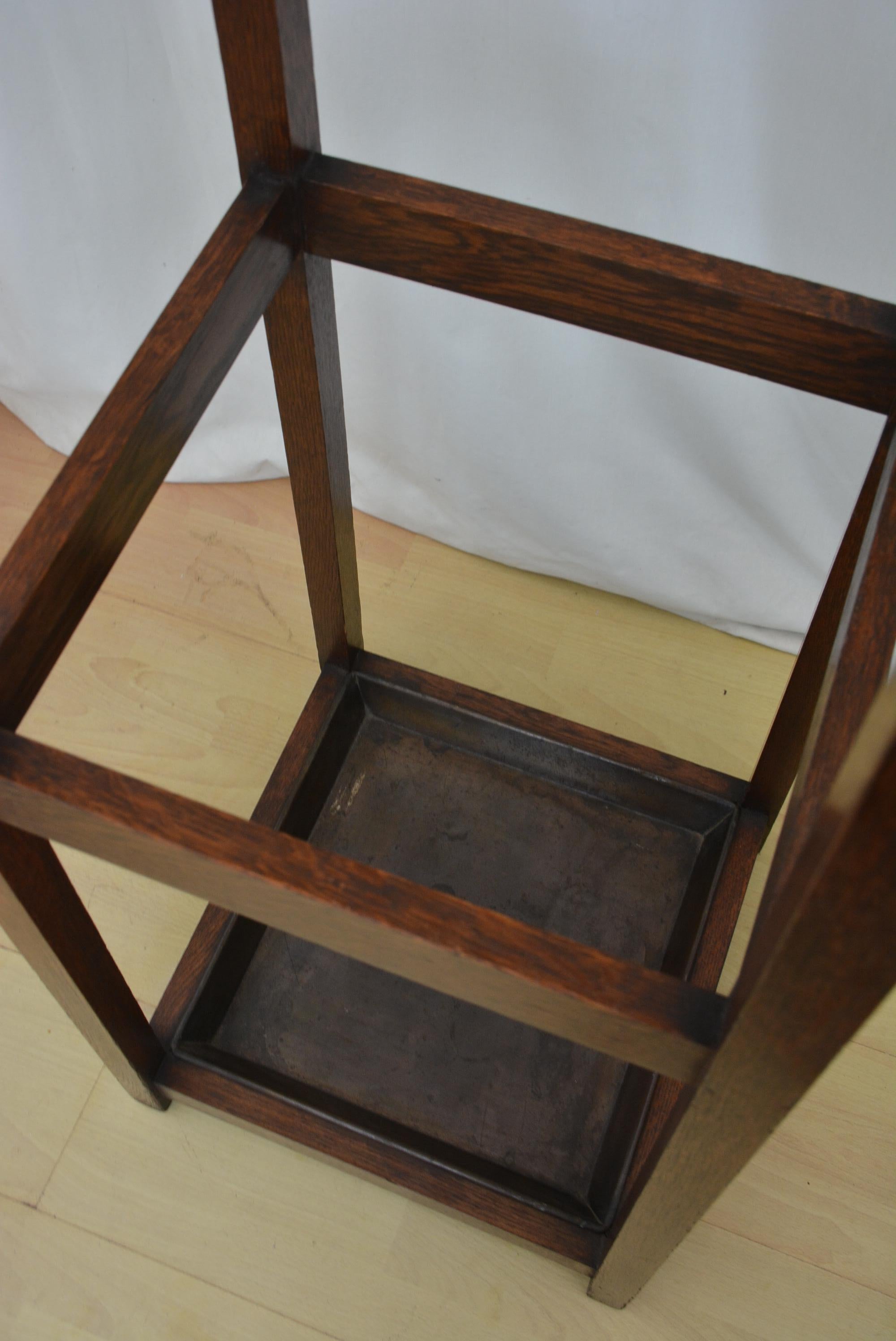 Appendiabiti in quercia Arts and Crafts, Inghilterra, 1890 ca. in vendita 13