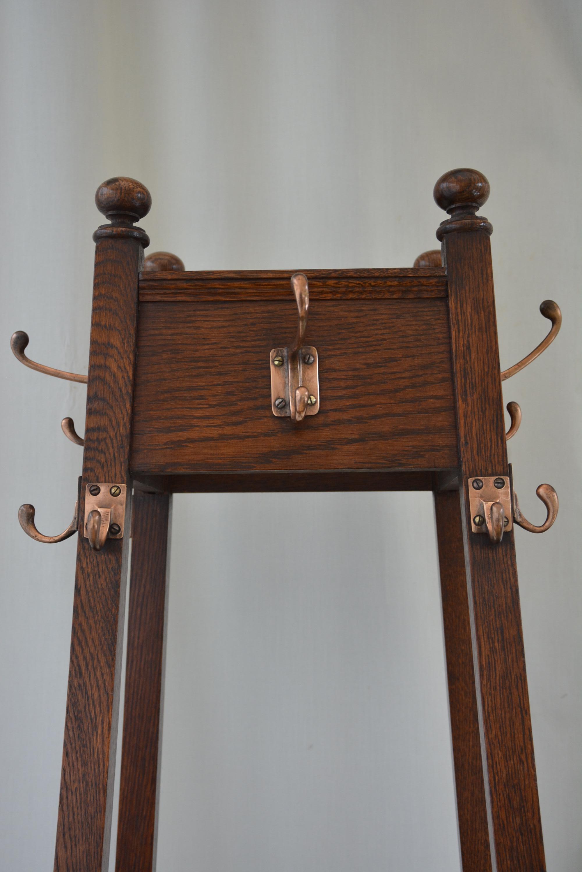 Appendiabiti in quercia Arts and Crafts, Inghilterra, 1890 ca. in vendita 2