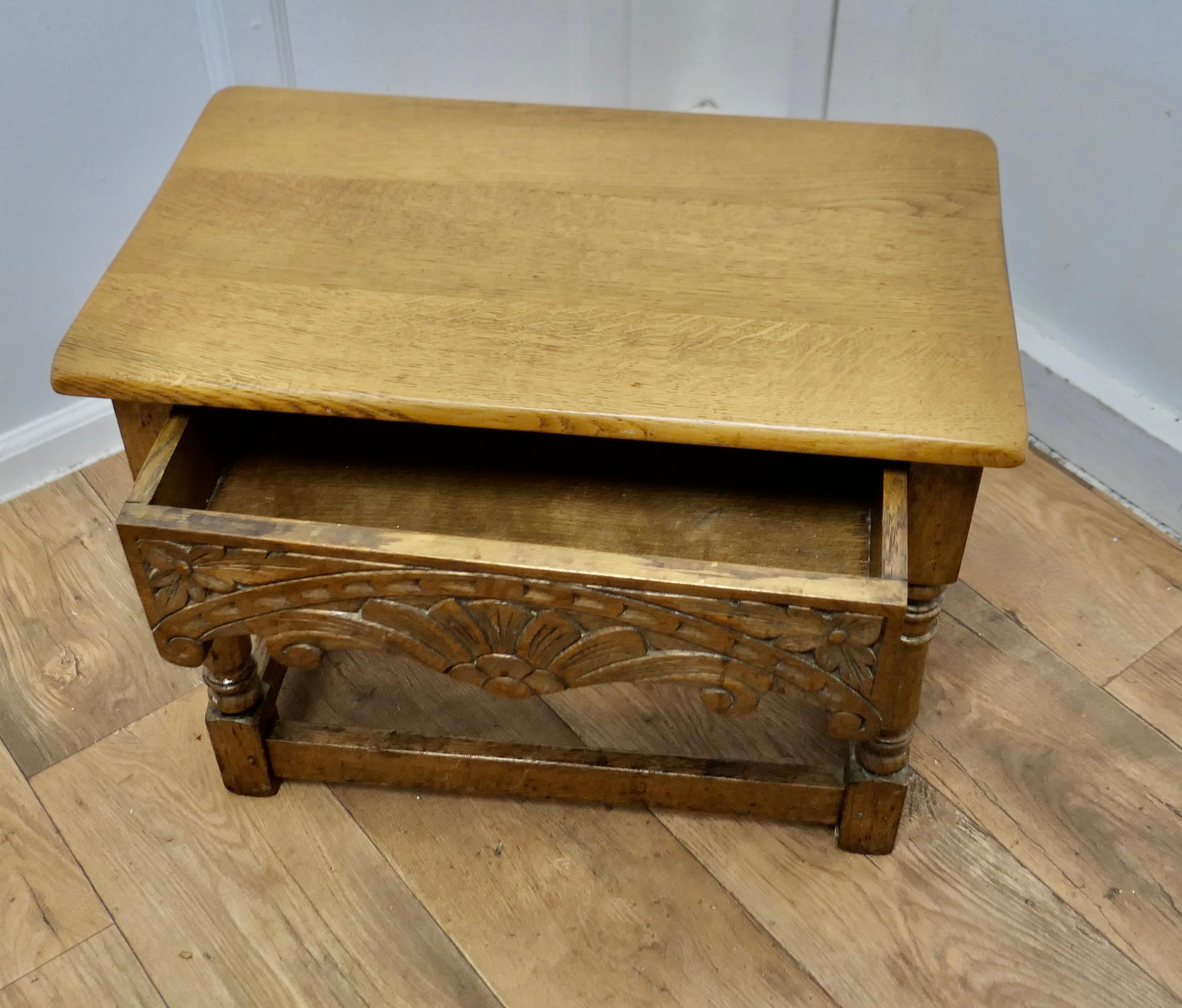 Arts and Crafts Oak Joint Stool, Occasional Table with Drawer    In Good Condition For Sale In Chillerton, Isle of Wight