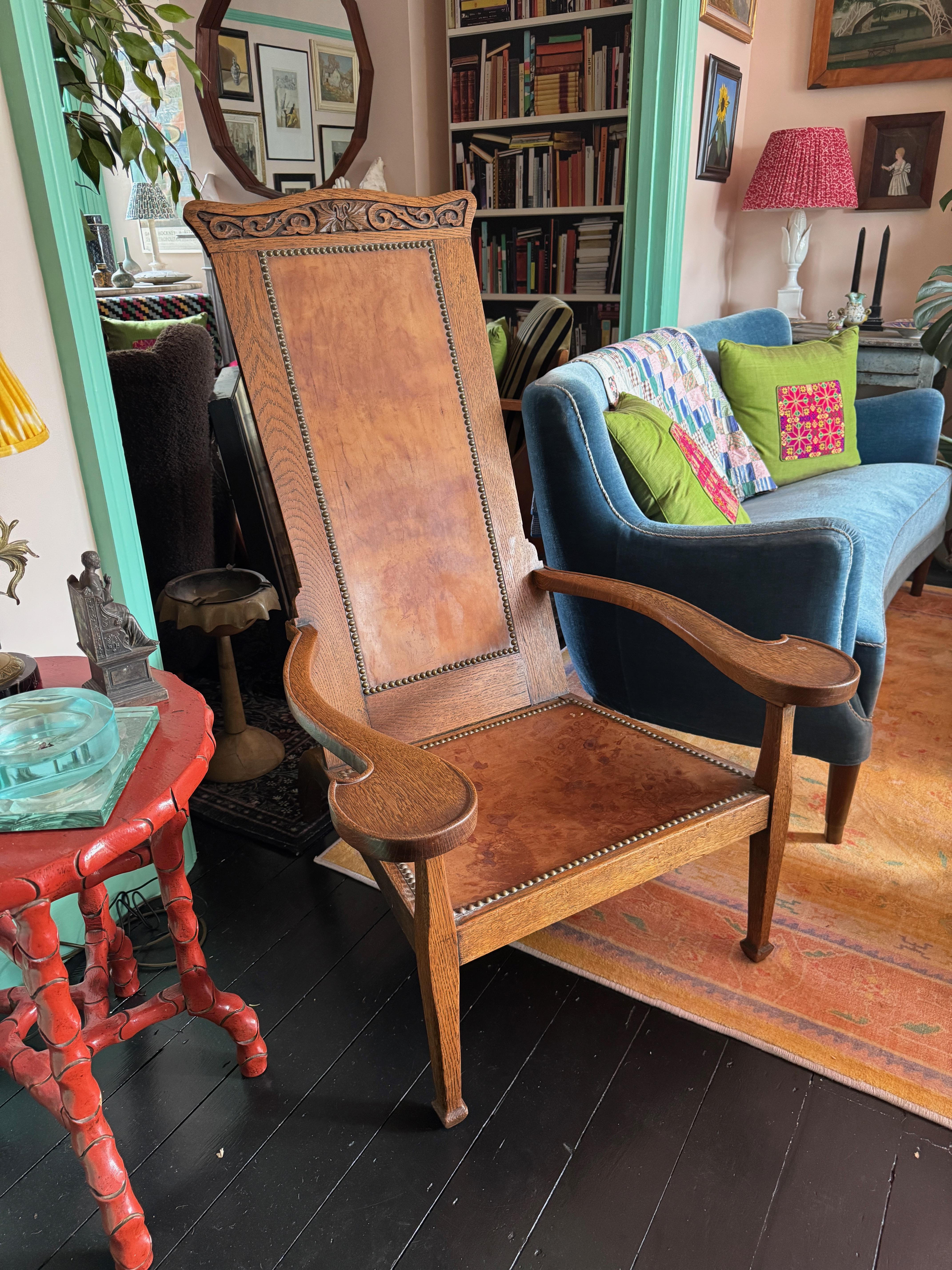 Silla de estudio Arts and Crafts de roble de Arthur Simpson de Kendal, hacia 1910 Británico en venta