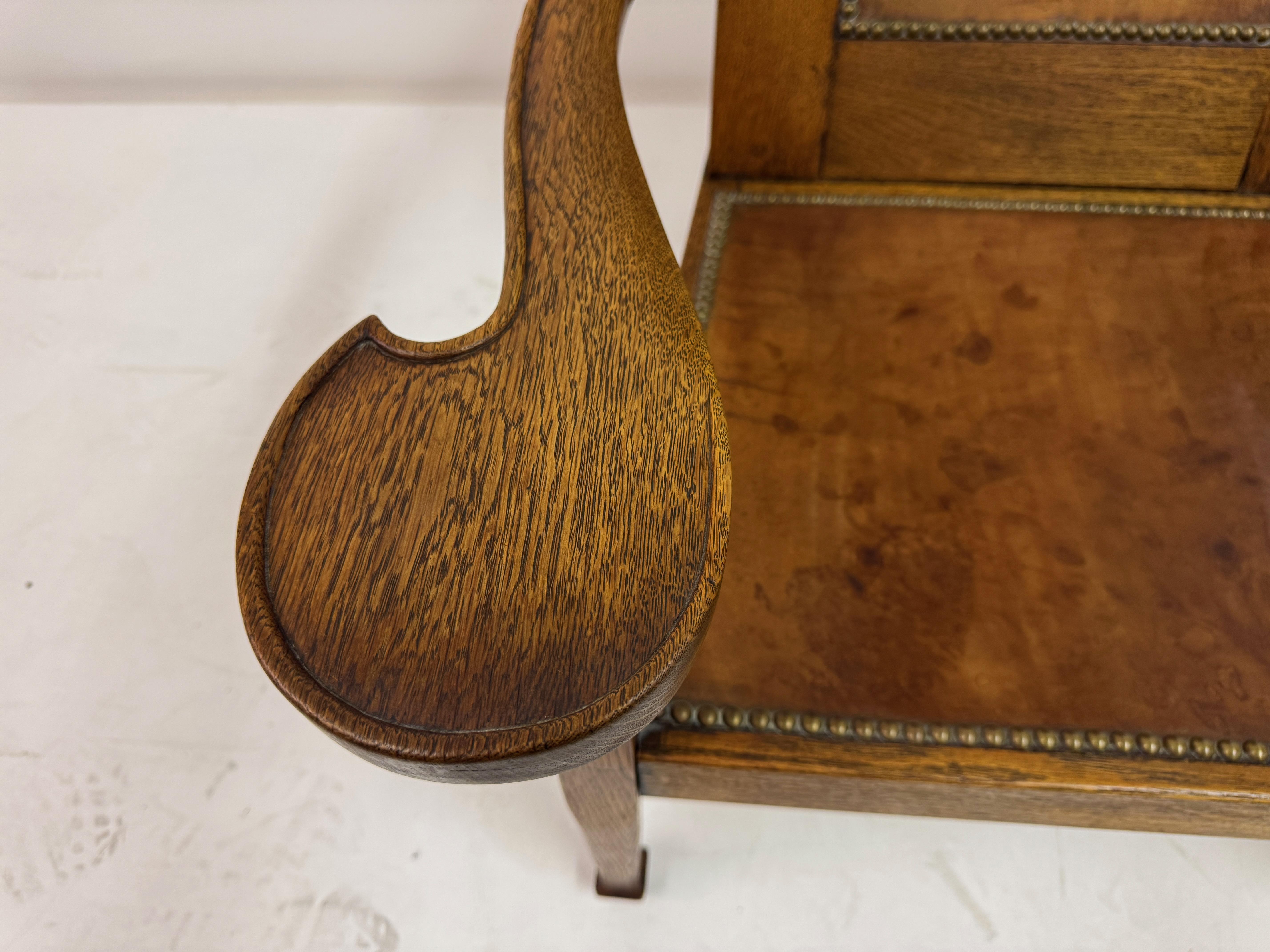 Silla de estudio Arts and Crafts de roble de Arthur Simpson de Kendal, hacia 1910 en Bueno estado para la venta en London, London