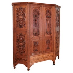 Antique Arts and Crafts Oak Wardrobe, Late 19th / Early 20th Century