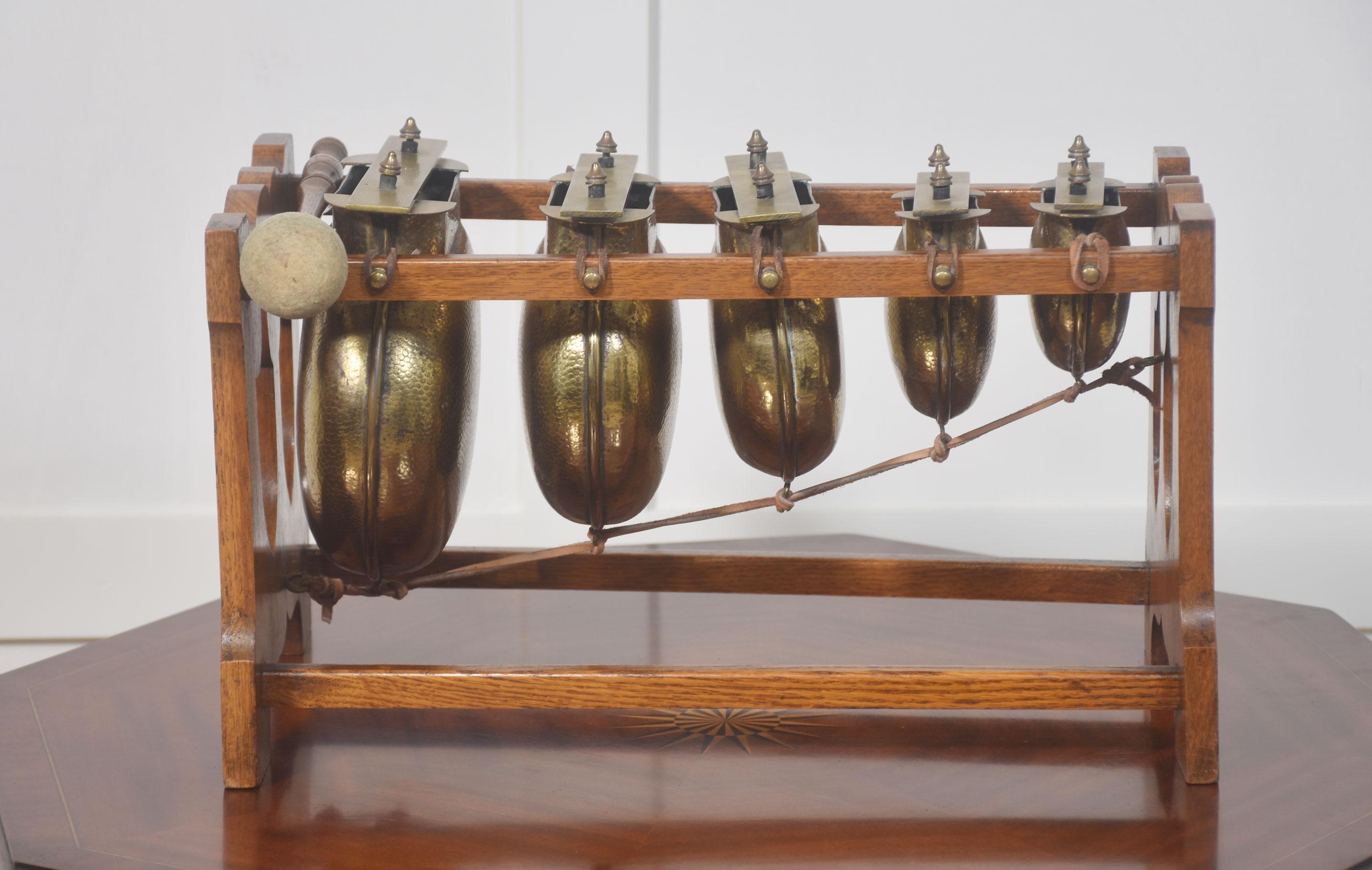Arts and Crafts Eichenholz Xylophon (20. Jahrhundert)