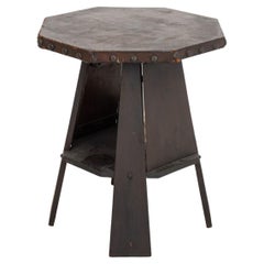 Mesa auxiliar octogonal con tapa de cuero Arts and Crafts