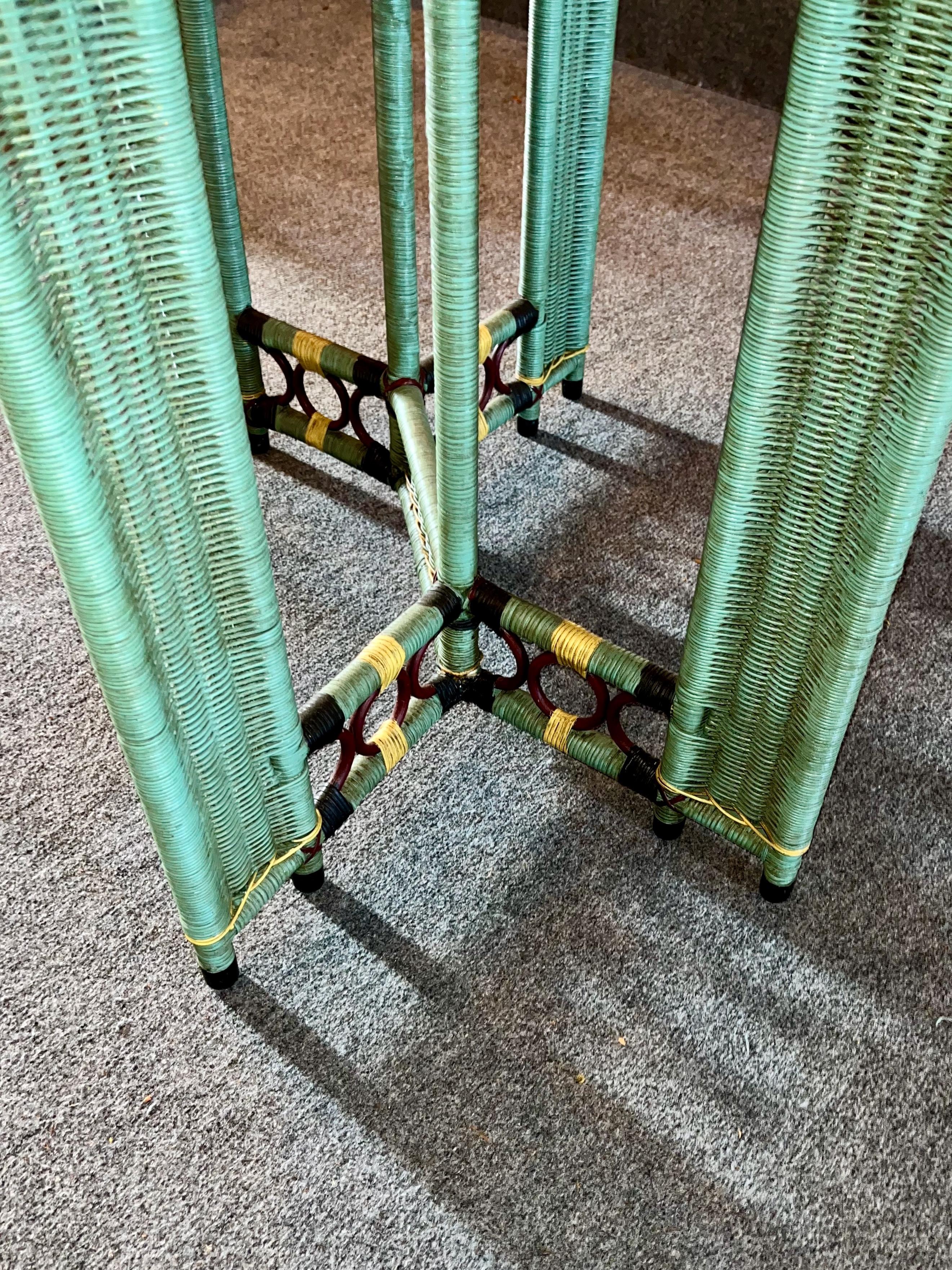 Arts and Crafts Period Library / Lamp table C. 1910 C. with Quarter Sawn Oak Top For Sale 1