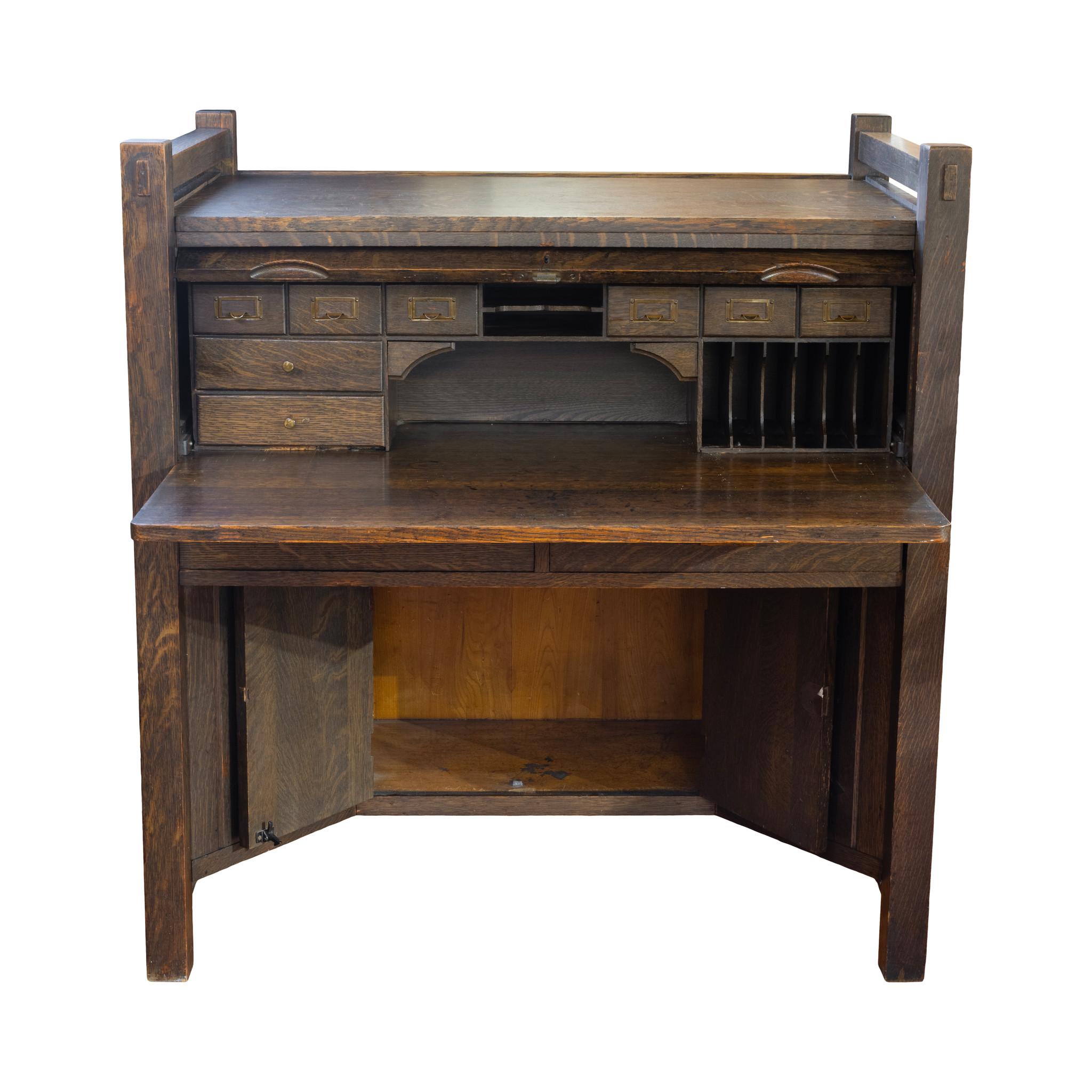 Arts and Crafts Roll-Top-Schreibtisch im Zustand „Gut“ im Angebot in Coeur d'Alene, ID