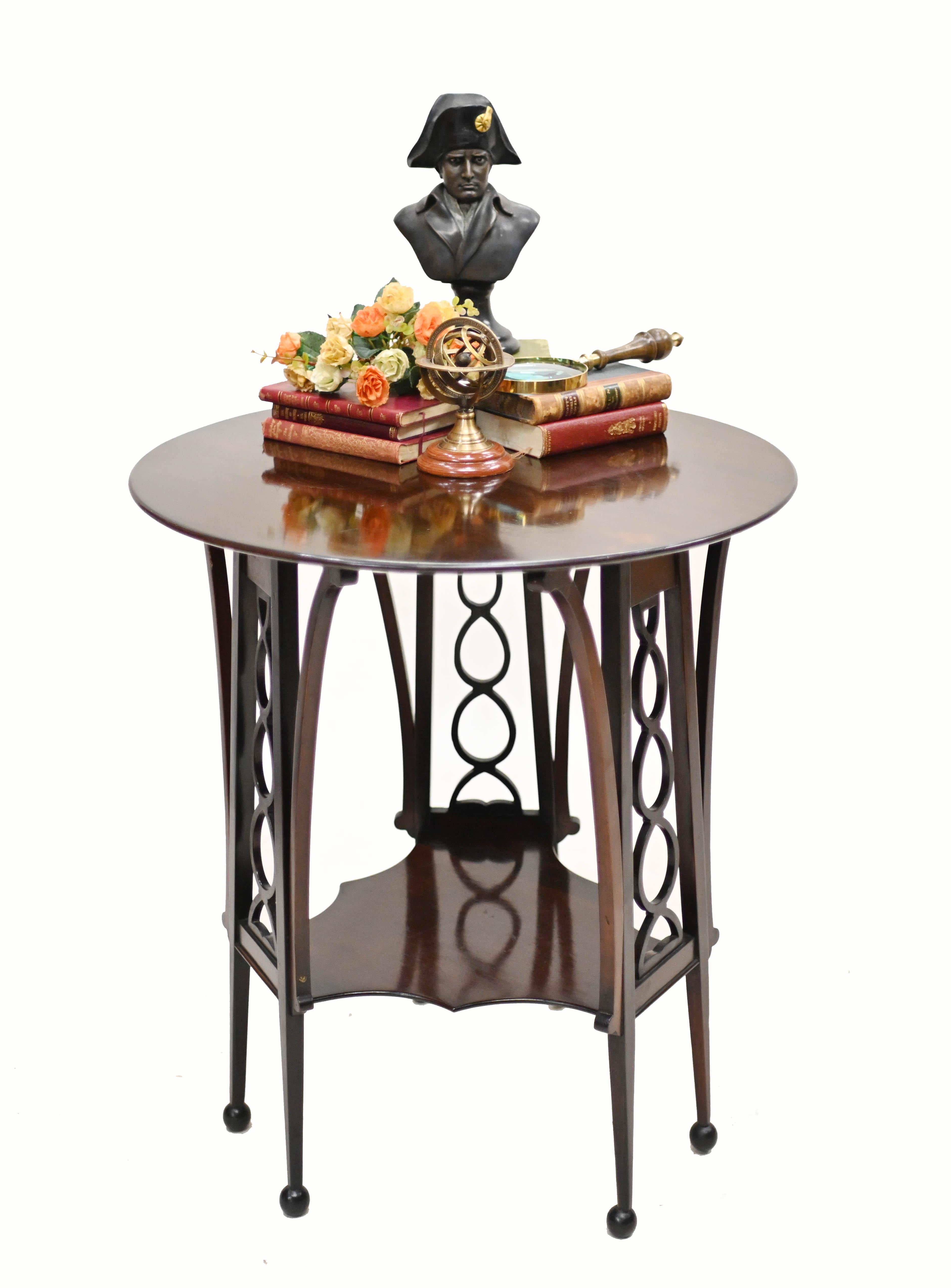 Arts and Crafts Side Table Mahogany Occasional 1895 For Sale at 1stDibs