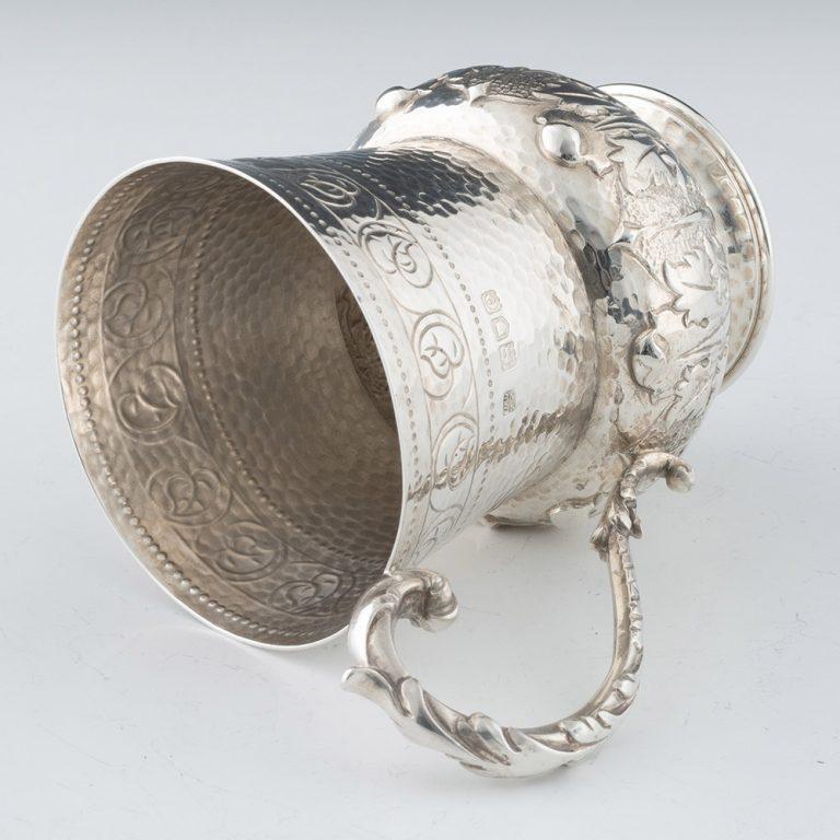 Argento Coppa da battesimo in argento Arts and Crafts Londra 1900 in vendita