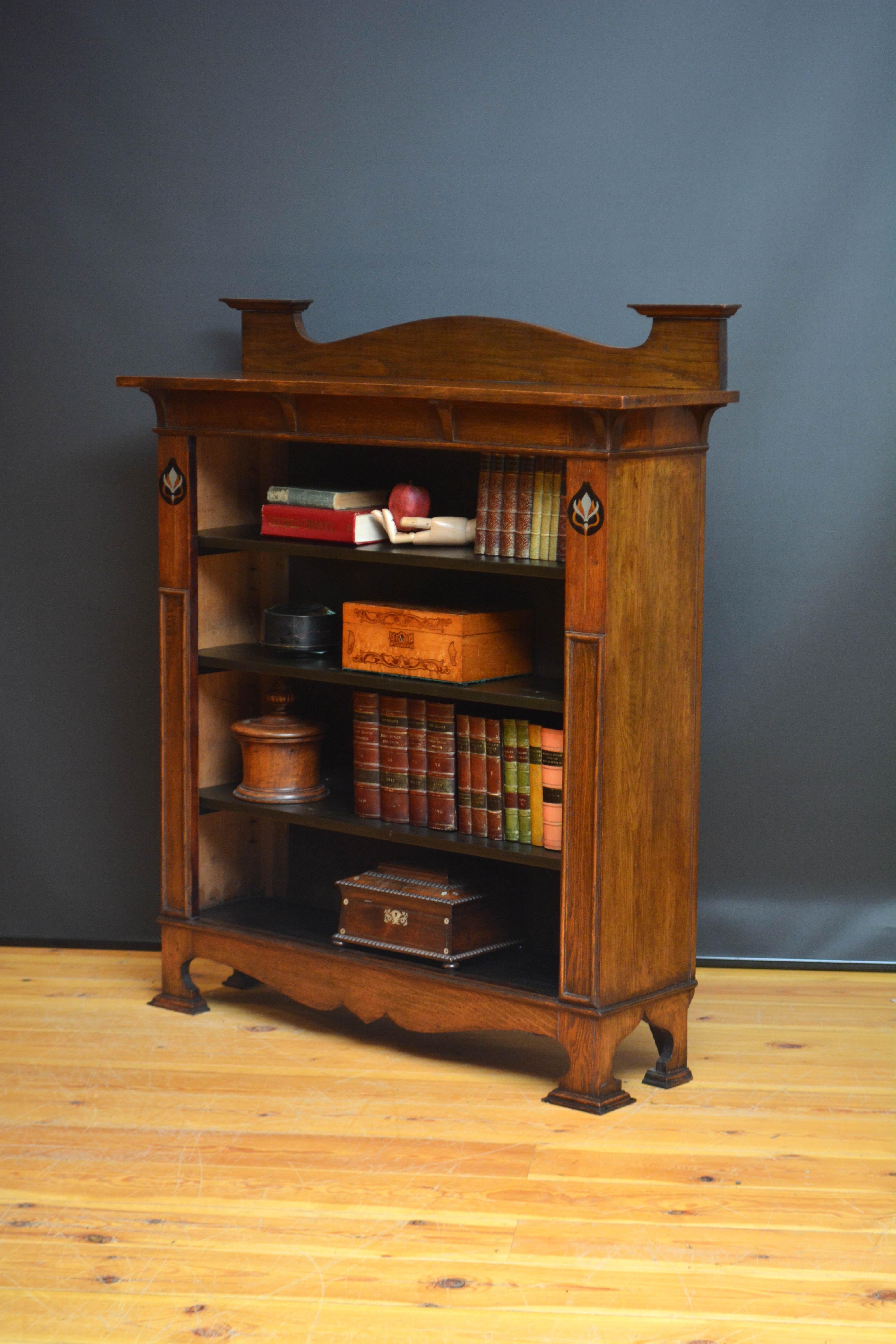 Arts and Crafts Librería abierta de roble macizo c1900 Británico en venta