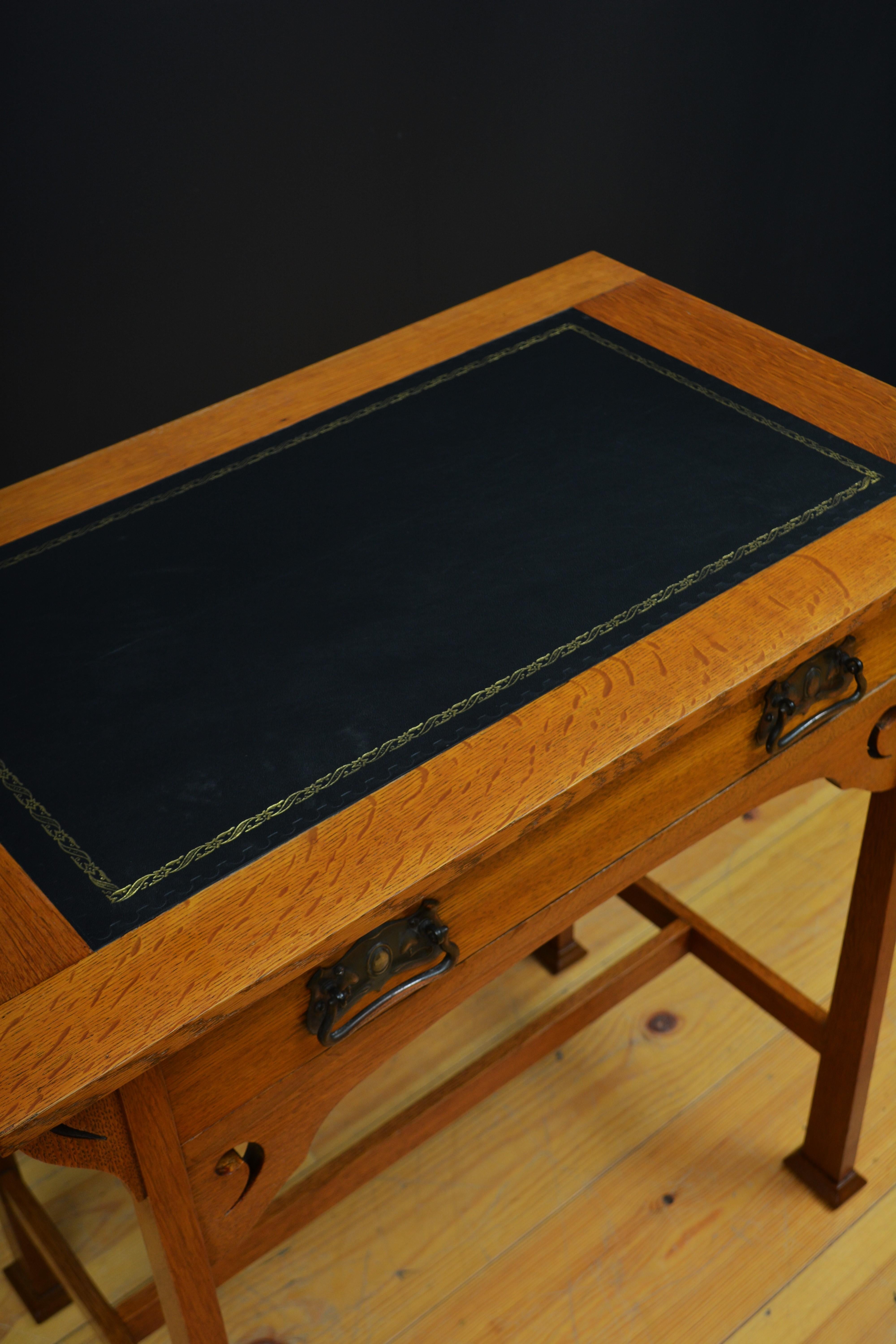 Arts and Crafts Solid Oak Side Table / Writing Table c1900s For Sale 3