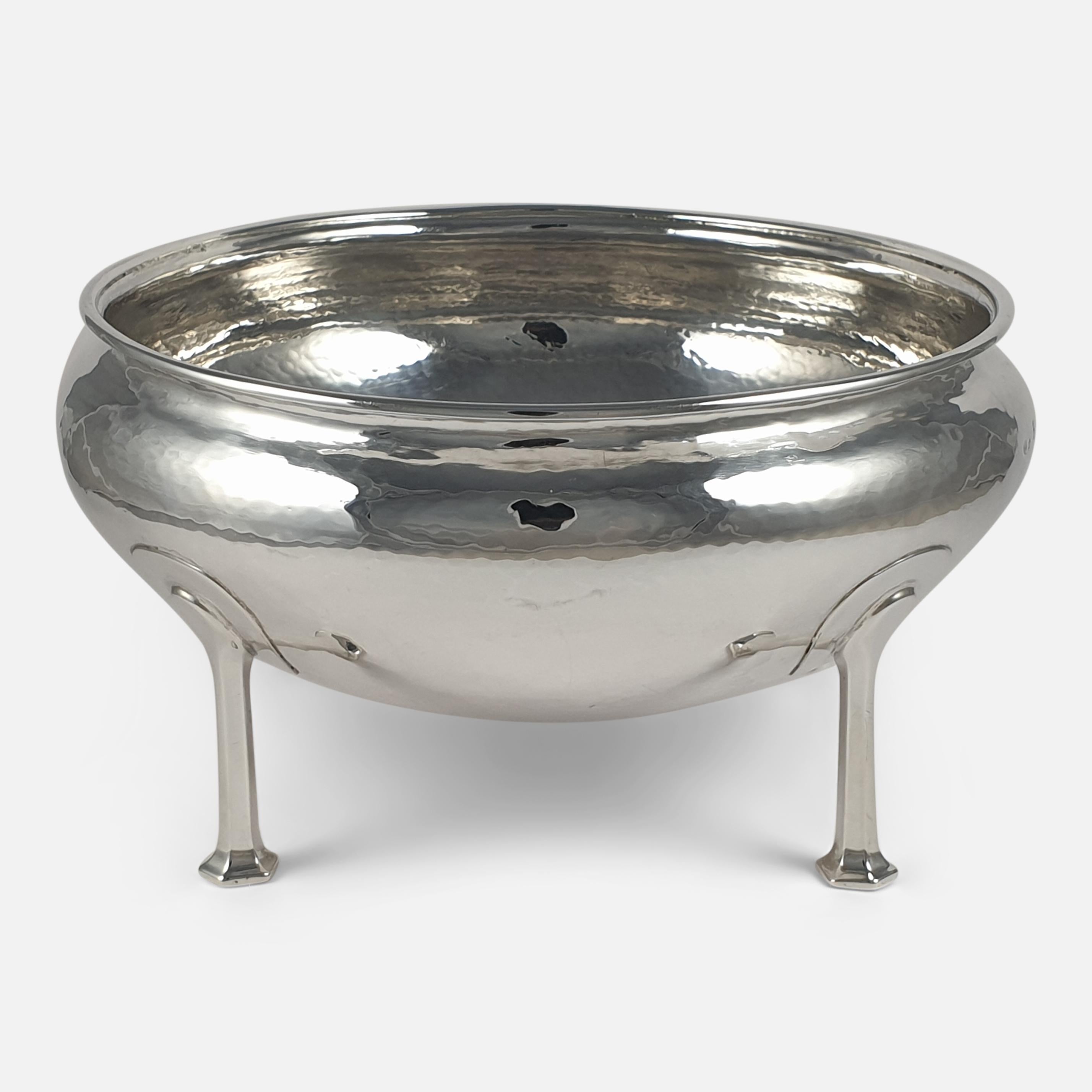 Early 20th Century Arts & Crafts Sterling Silver Hammered Bowl, A. E. Jones, Birmingham, 1912 For Sale