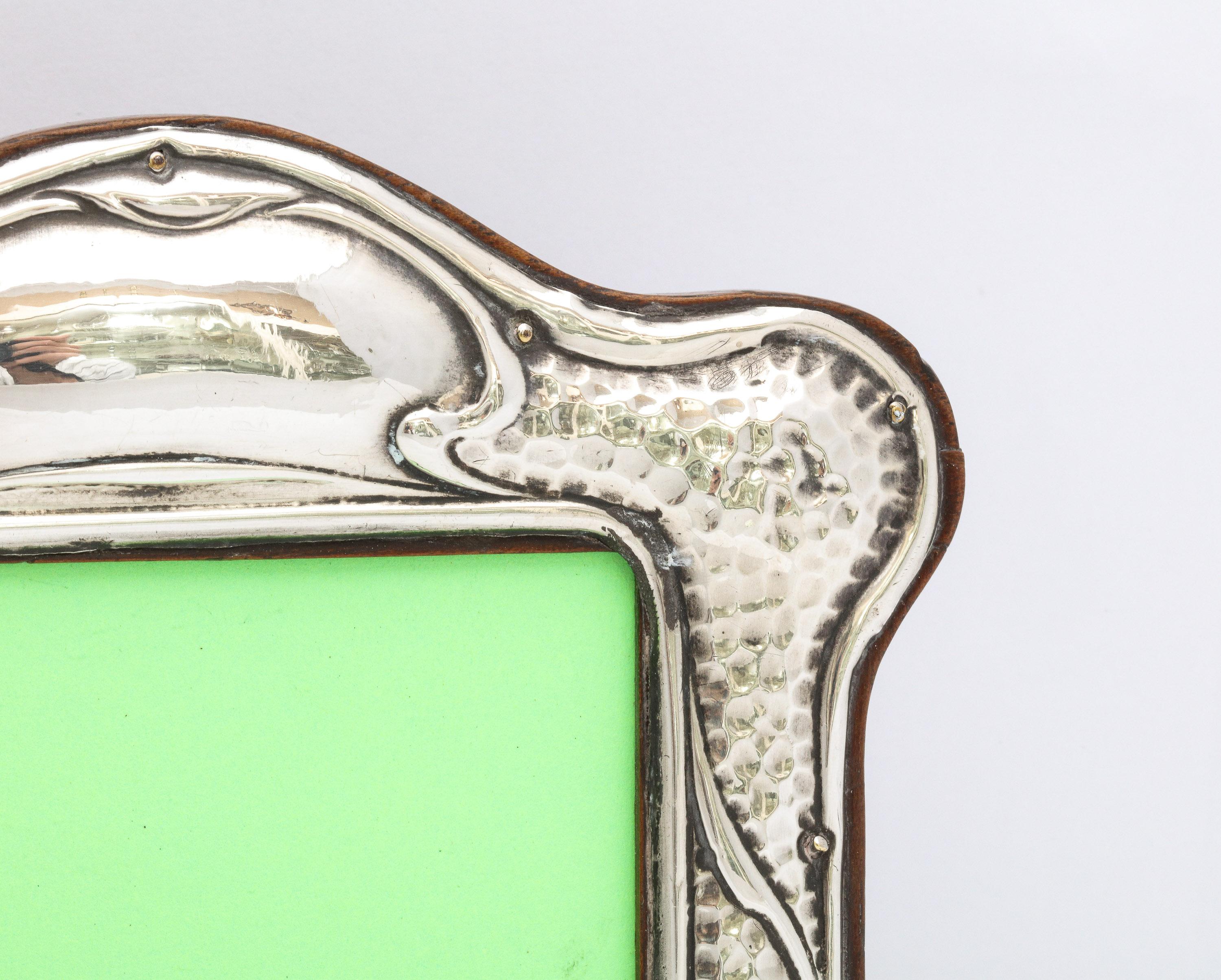 Arts and Crafts Sterling Silver Hump-Top Picture Frame with Wood Back In Good Condition For Sale In New York, NY
