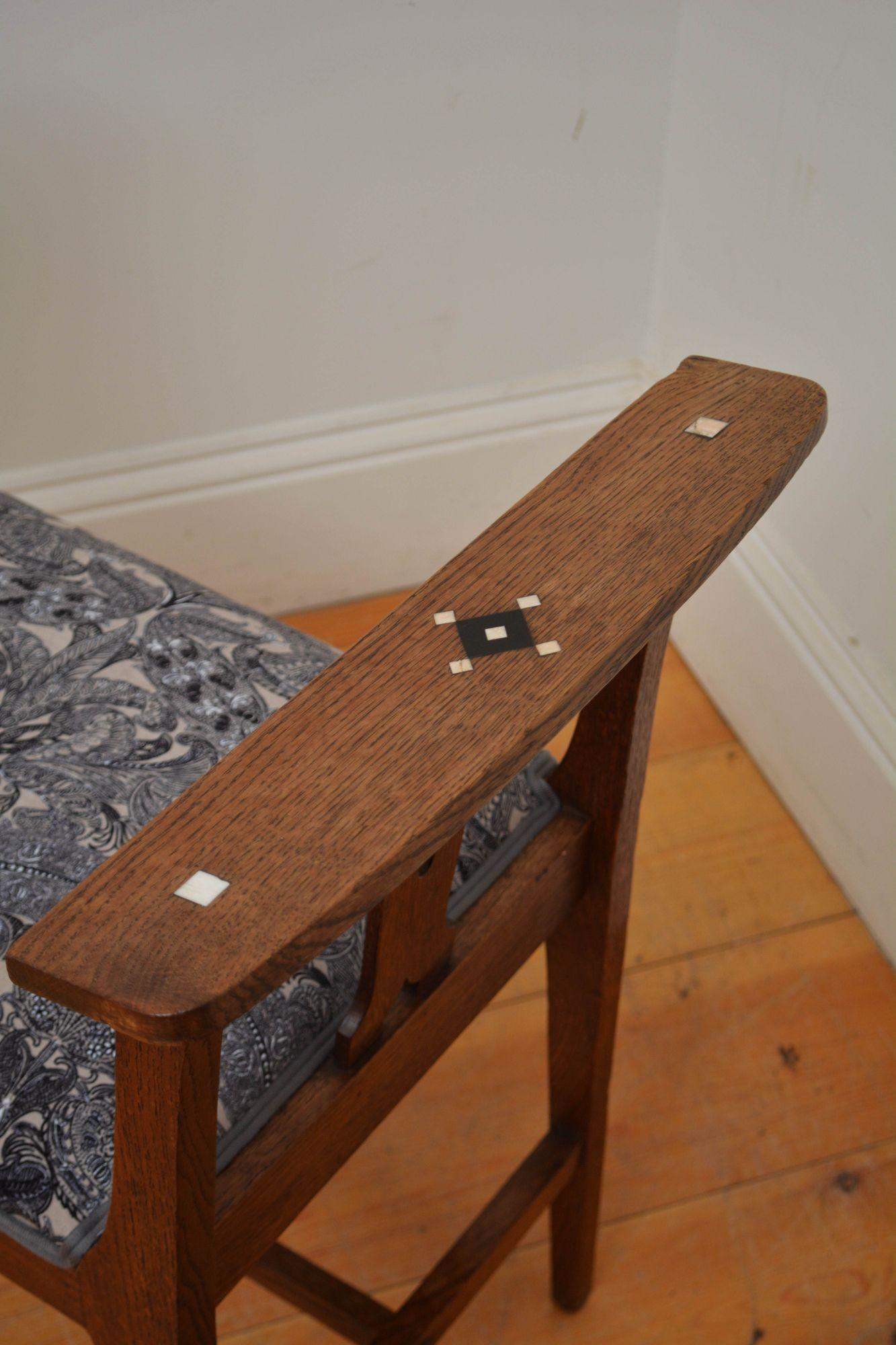 Arts and Crafts-Hocker aus Eiche / Klavierhocker im Angebot 6