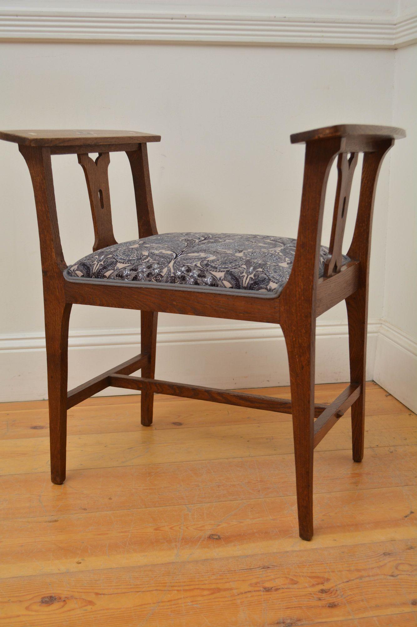 Arts and Crafts-Hocker aus Eiche / Klavierhocker im Angebot 10