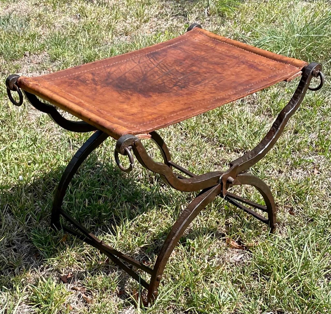 Arts and Crafts Style Morgan Colt Hand Hammered Wrought Iron Folding Curule Seat In Good Condition In Vero Beach, FL