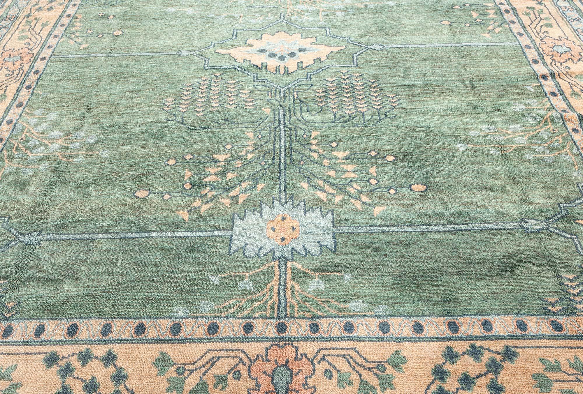 Arts and Crafts-Teppich im Stil von Doris Leslie Blau (Indisch) im Angebot
