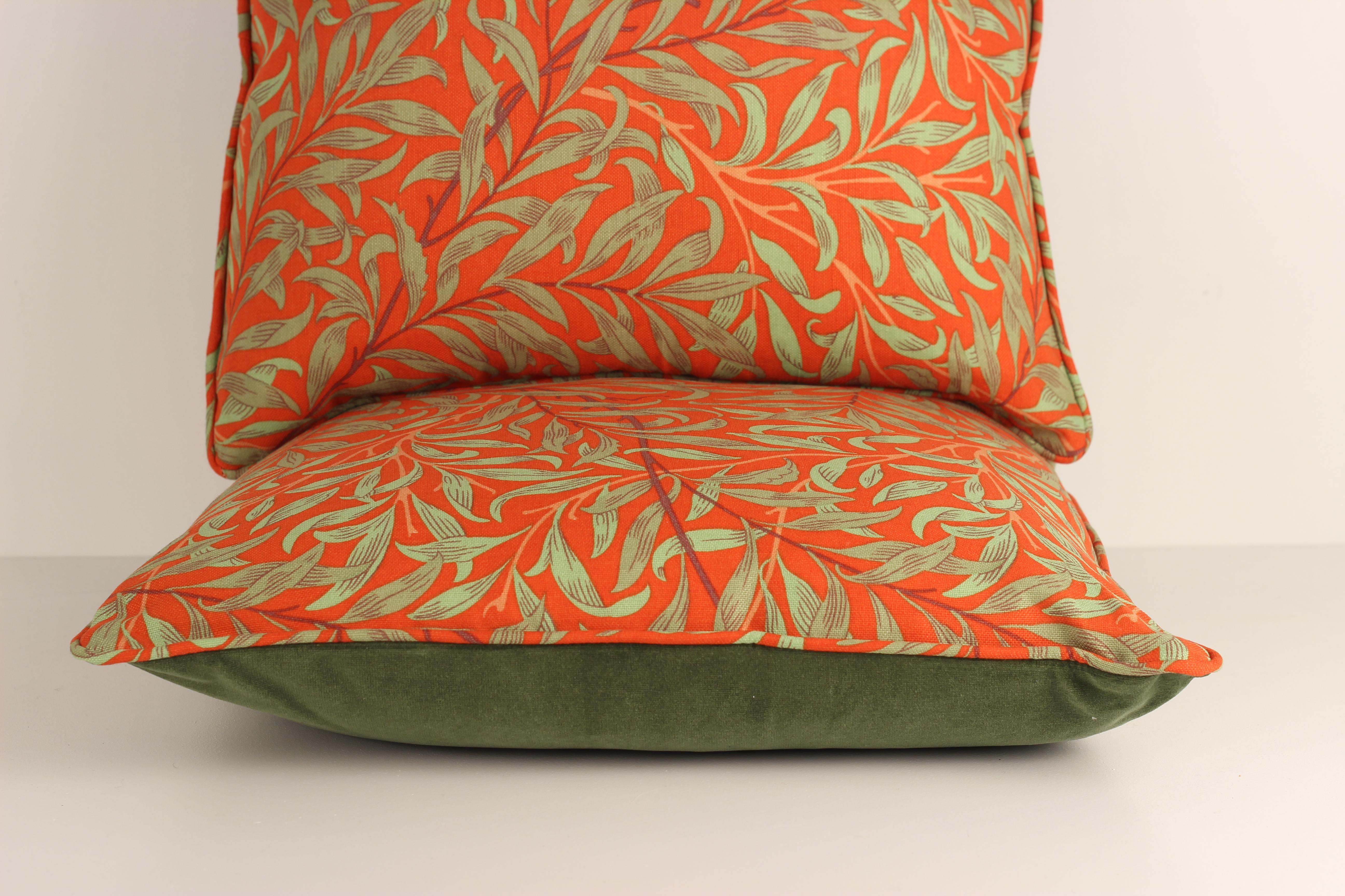 XXIe siècle et contemporain Traversin de style Arts and Crafts avec coussin/ushion rinterprt de William Morris en vente