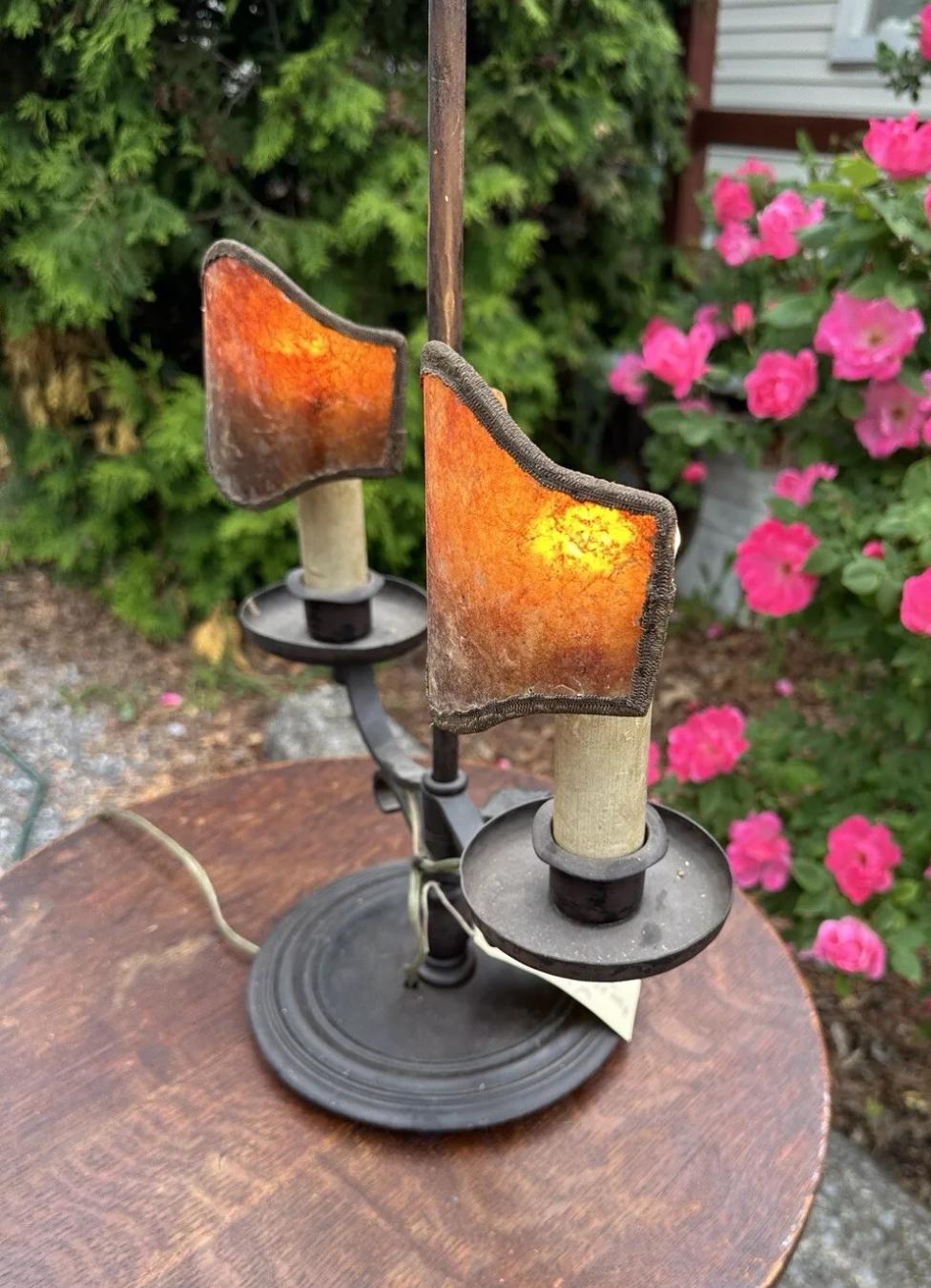 A& c  Table Lamp - Stickley era with PERIOD MICA - W2219  A SPECIAL SALE For Sale 6