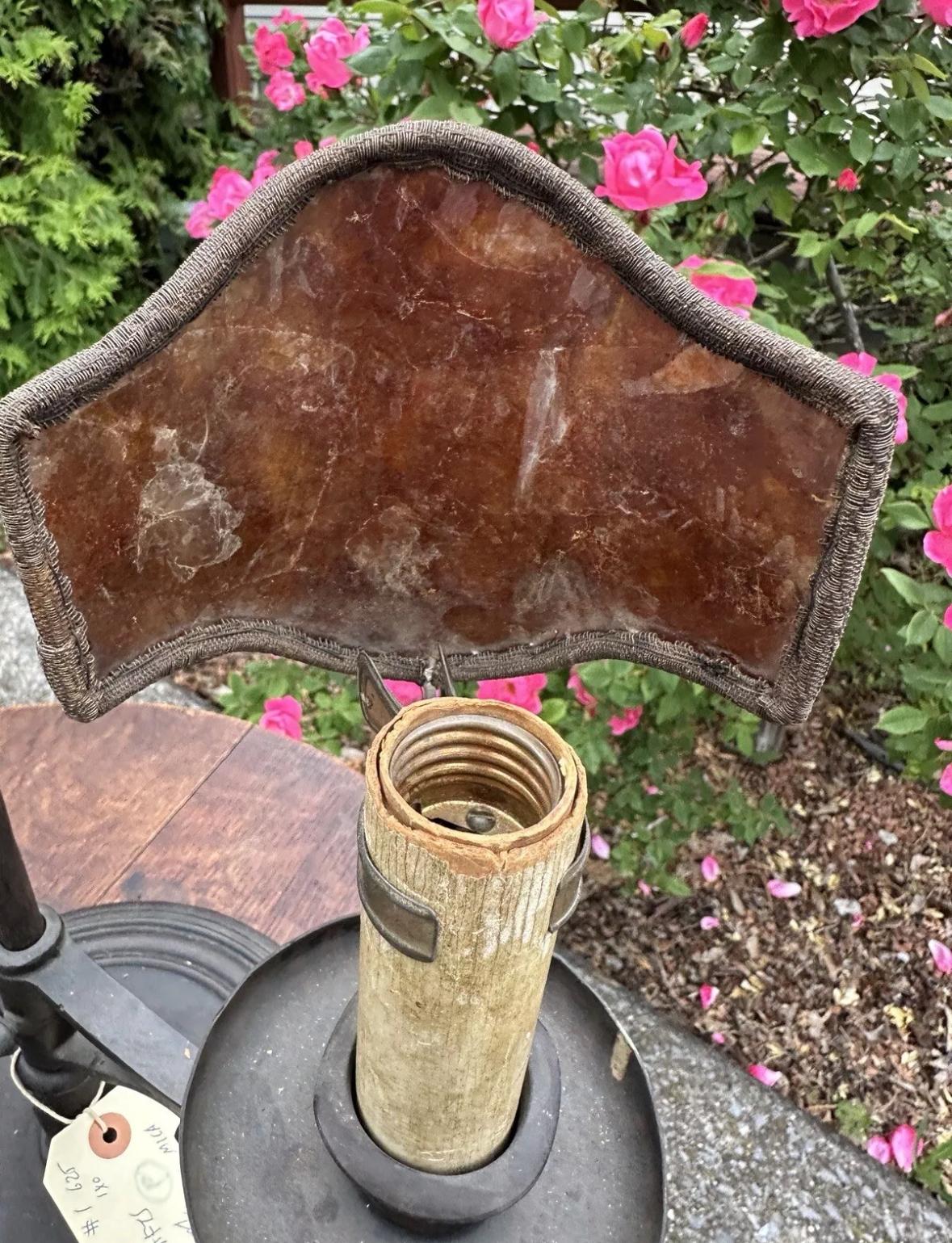 A& c  Table Lamp - Stickley era with PERIOD MICA - W2219  A SPECIAL SALE For Sale 8