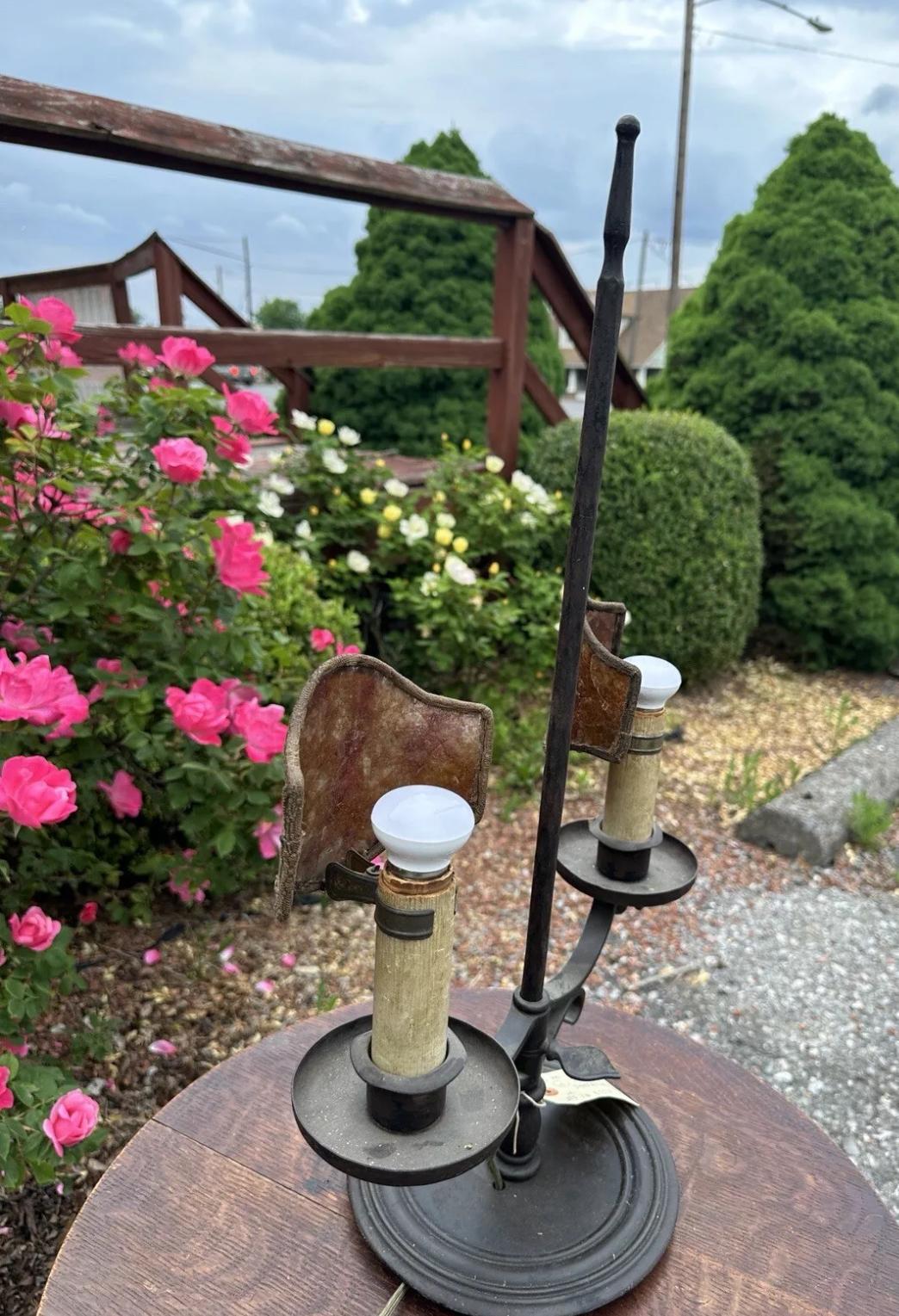A& c  Table Lamp - Stickley era with PERIOD MICA - W2219  A SPECIAL SALE For Sale 1