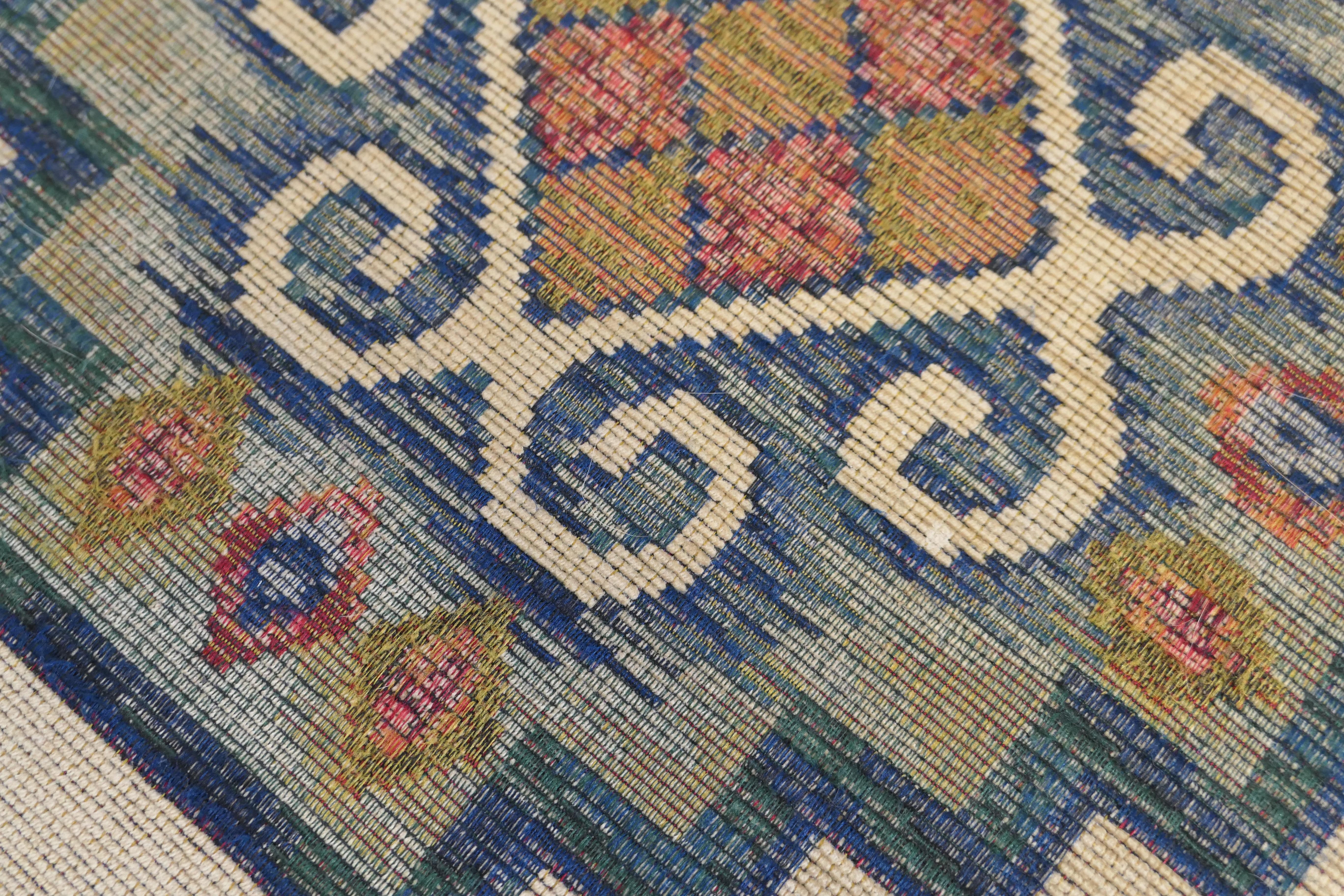 Arts and Craft Fußhocker gepolstert    Ein schönes Stück im Angebot 1