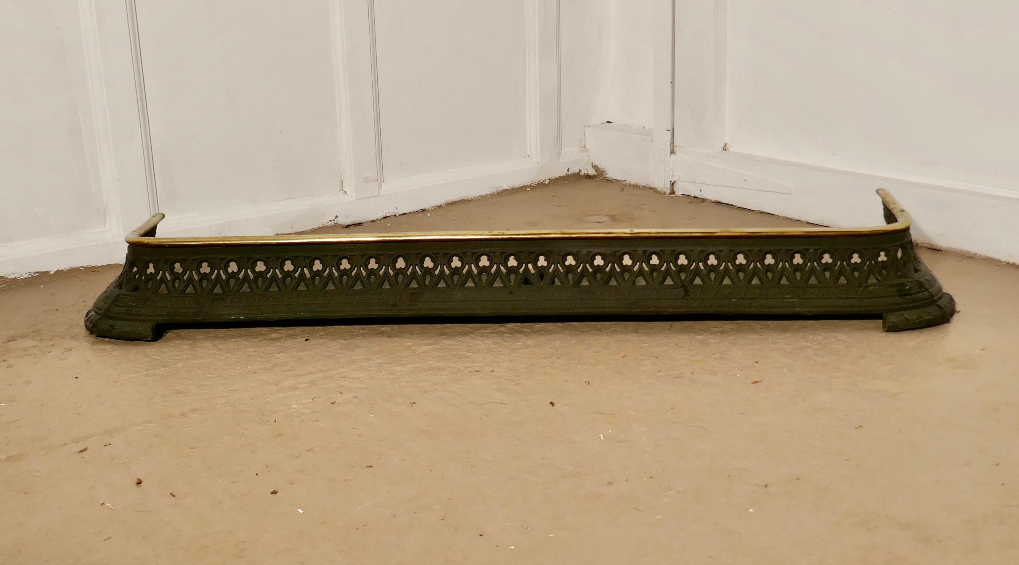 Arts & Crafts Victorian heavy brass and iron fender

This is a very heavy Victorian Fender, the fender has decorative heavy Iron base with a brass rail on the top
 
The fender is in good round condition
The fender is 5” high, 12” deep and 46”