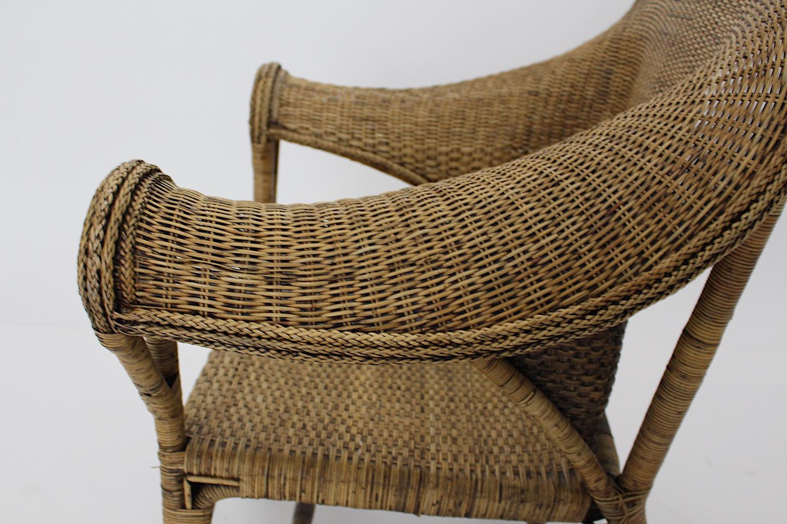 Organic Arts & Crafts Vintage Wicker Rattan Armchair Dryad and Co circa 1910 UK For Sale 6