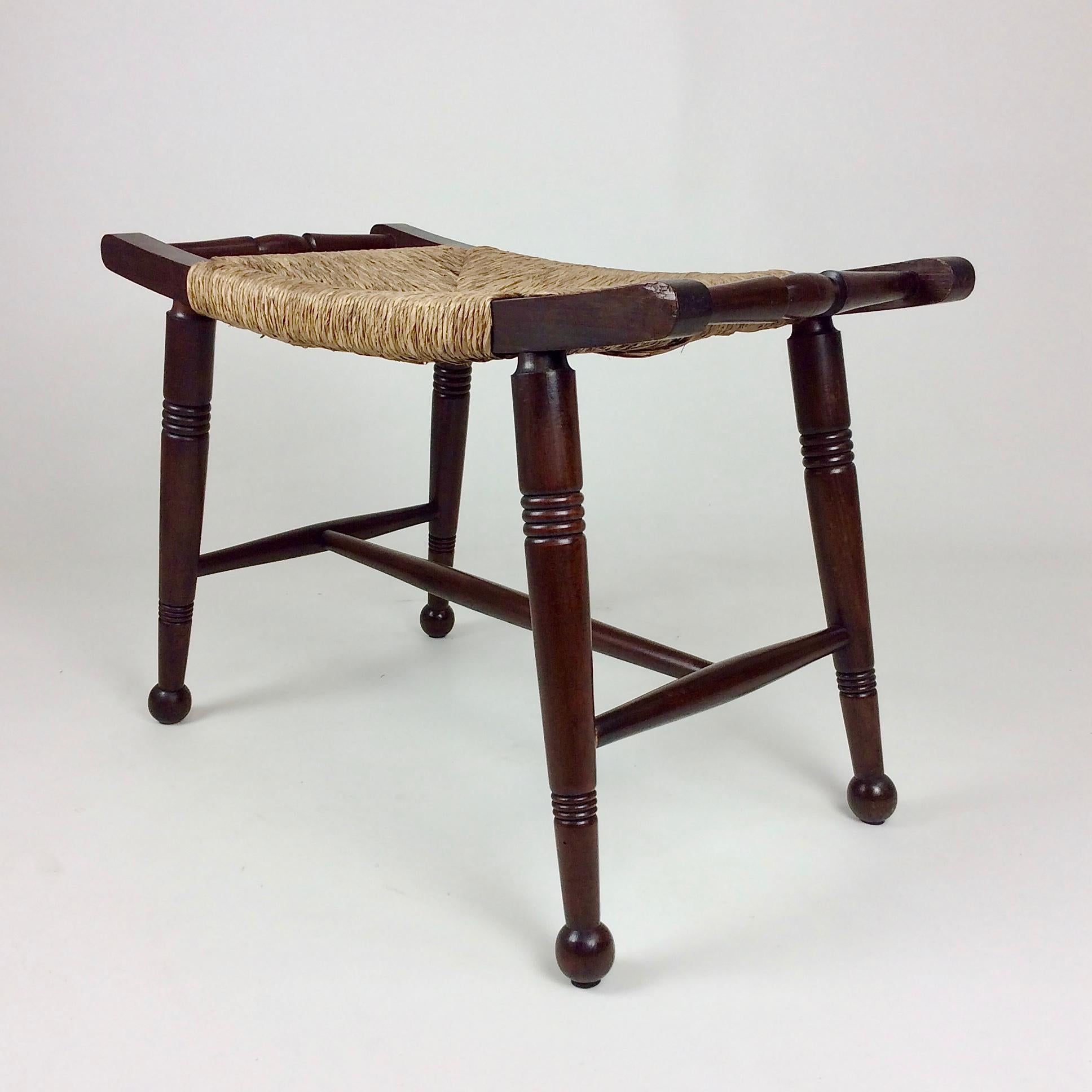 Arts & Crafts Wood and Straw Stool, Early 20th Century, United Kingdom For Sale 7
