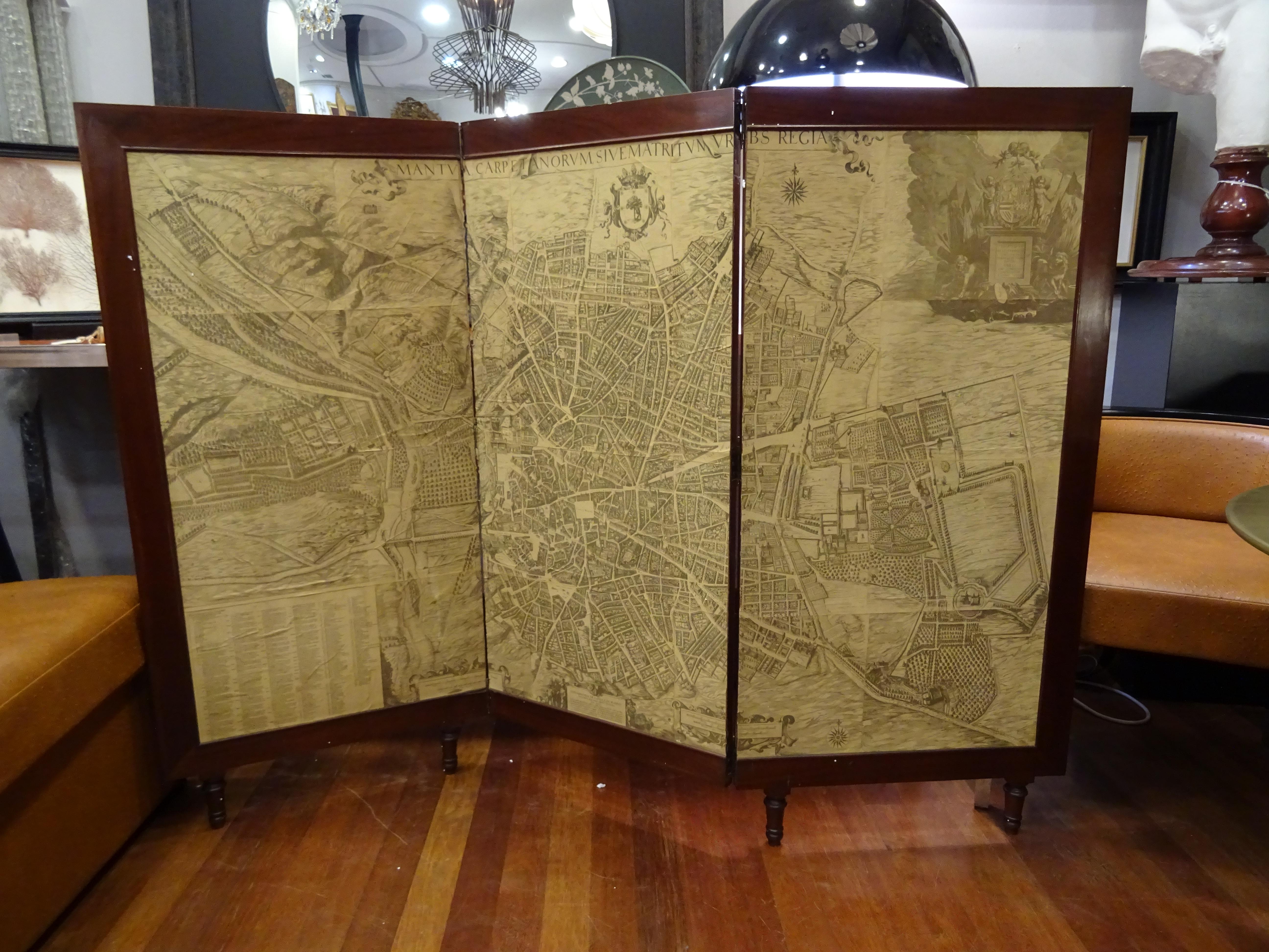Arts & Crafts Wooden Screen with Madrid Map Engraving 7