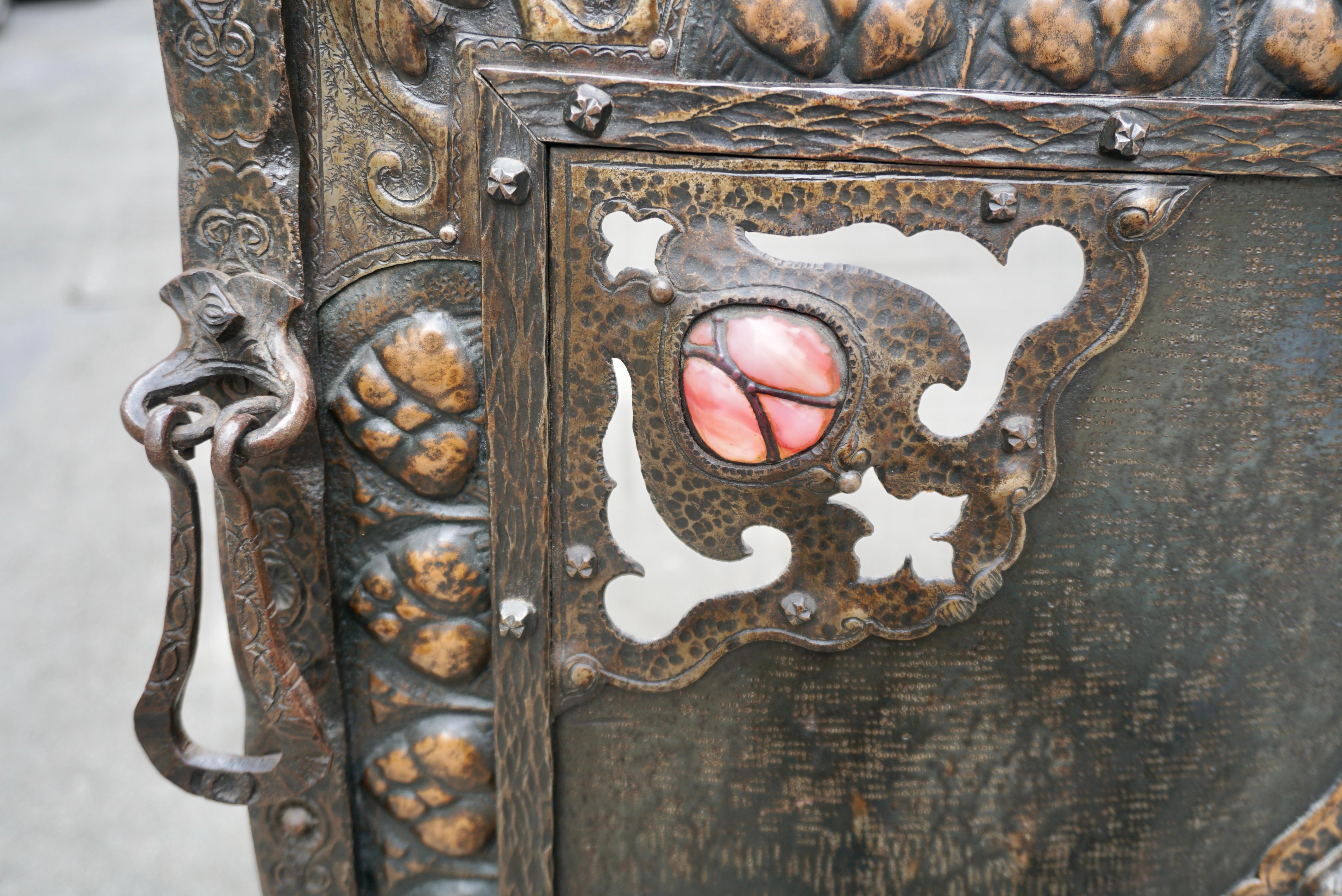 Écran de cheminée en fer forgé Arts and Crafts en vente 6