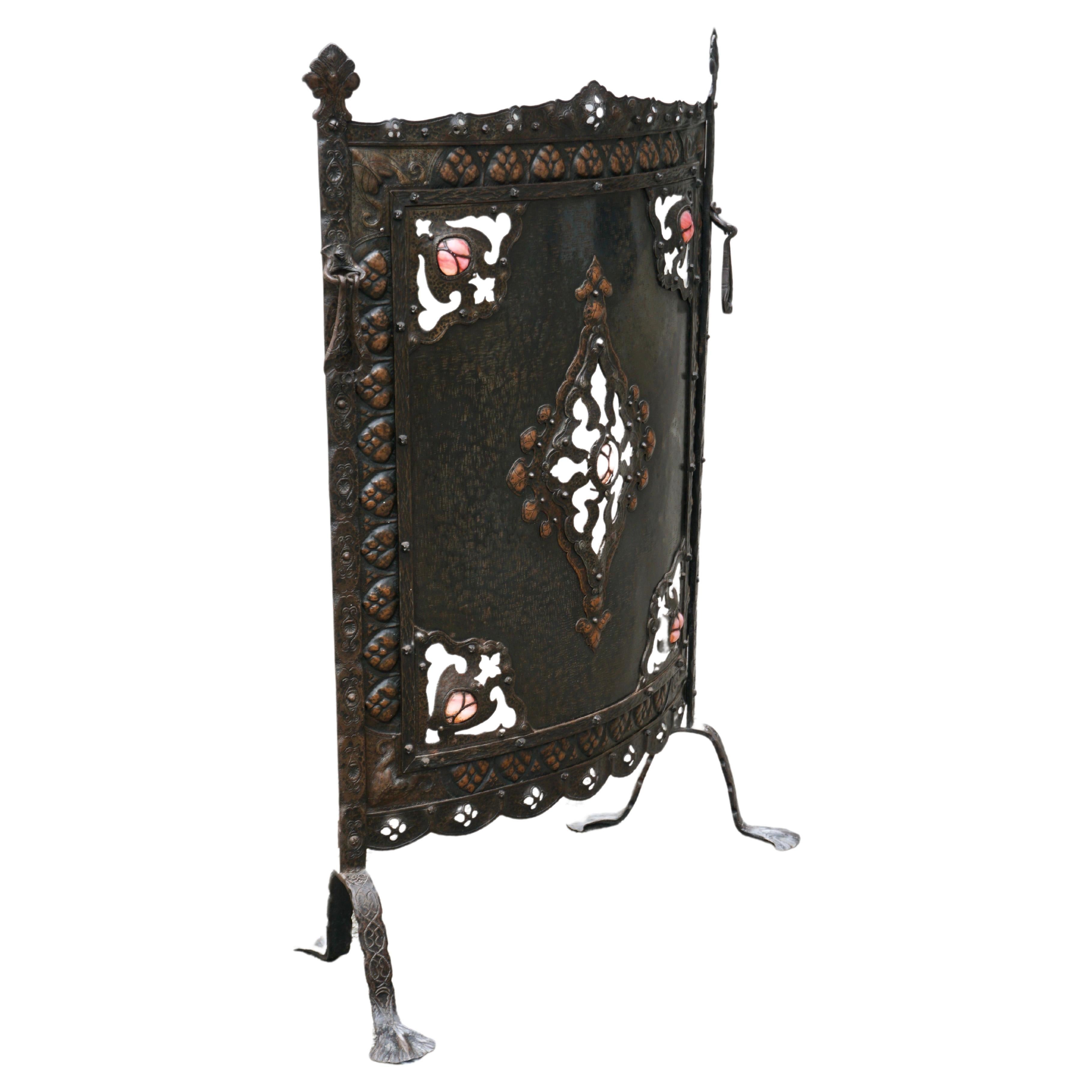 Hammered Arts and Crafts Wrought Iron Fireplace Screen For Sale