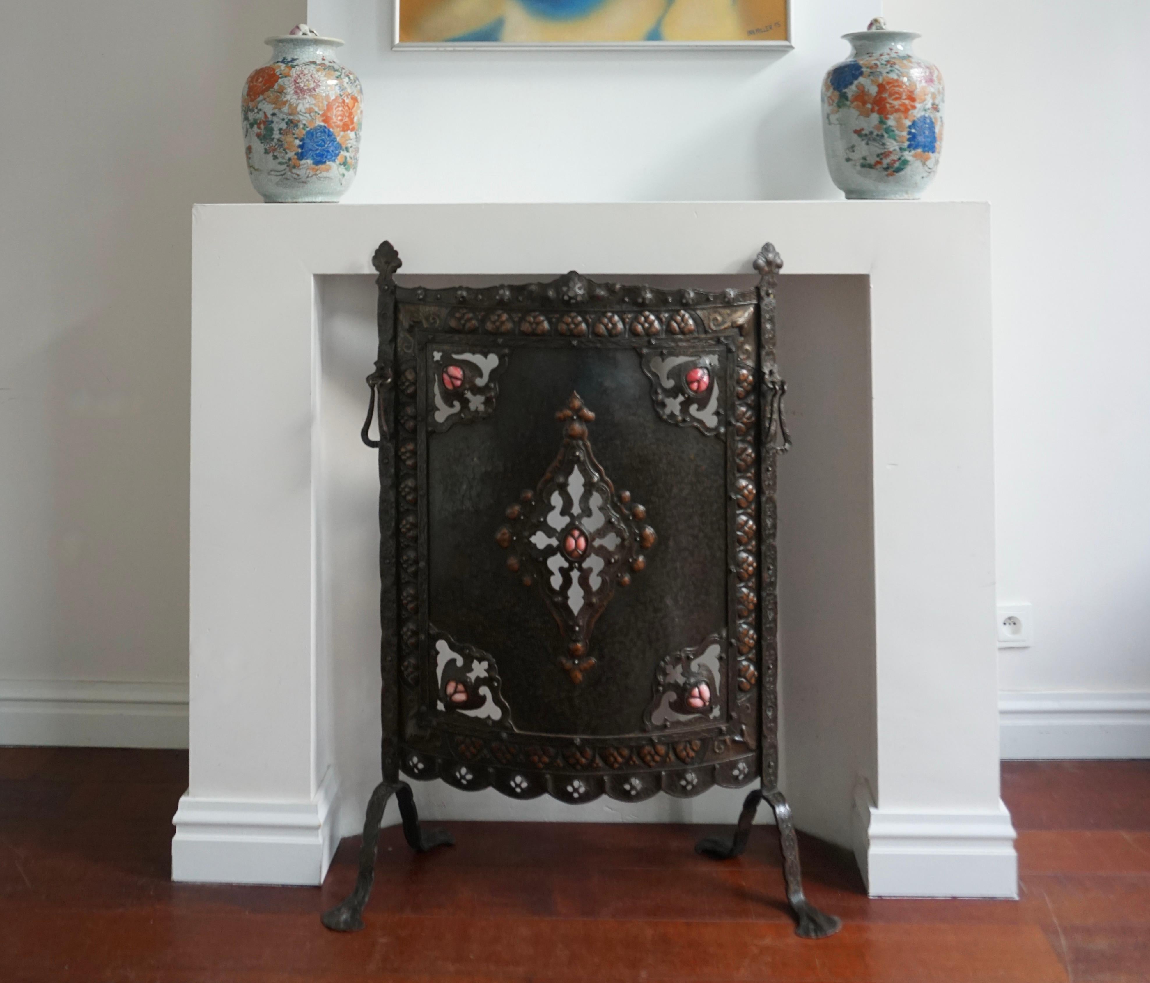 20th Century Arts and Crafts Wrought Iron Fireplace Screen For Sale