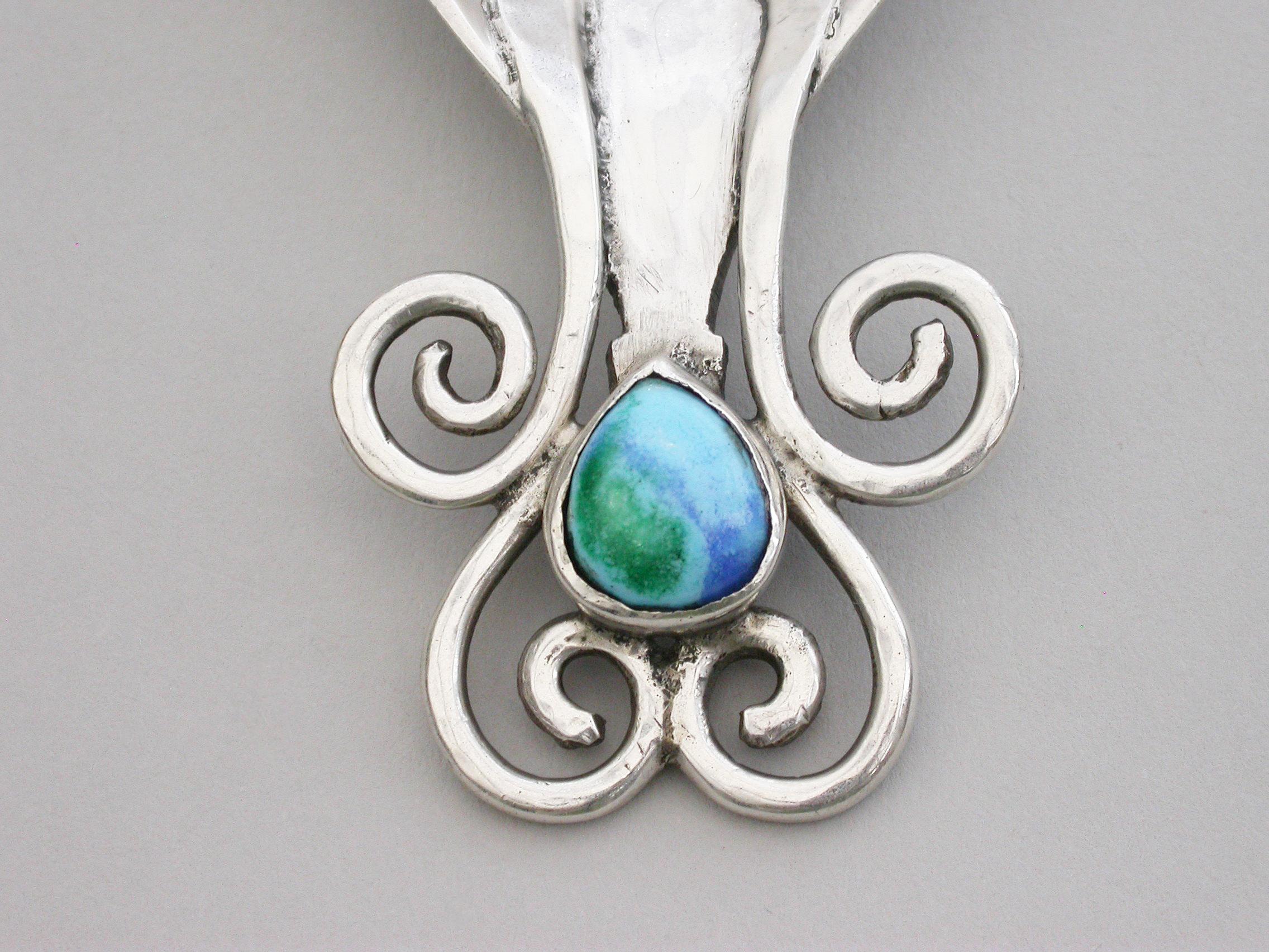 Arts & Craft Cast Silver Caddy Spoon, Enamel Boss Ramsden & Carr, London, 1909 For Sale 1